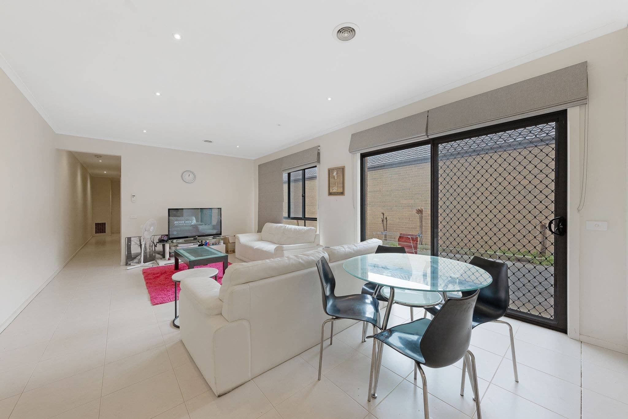 90 Springhill Drive, Cranbourne VIC 3977, Cranbourne - Thumbnail 3