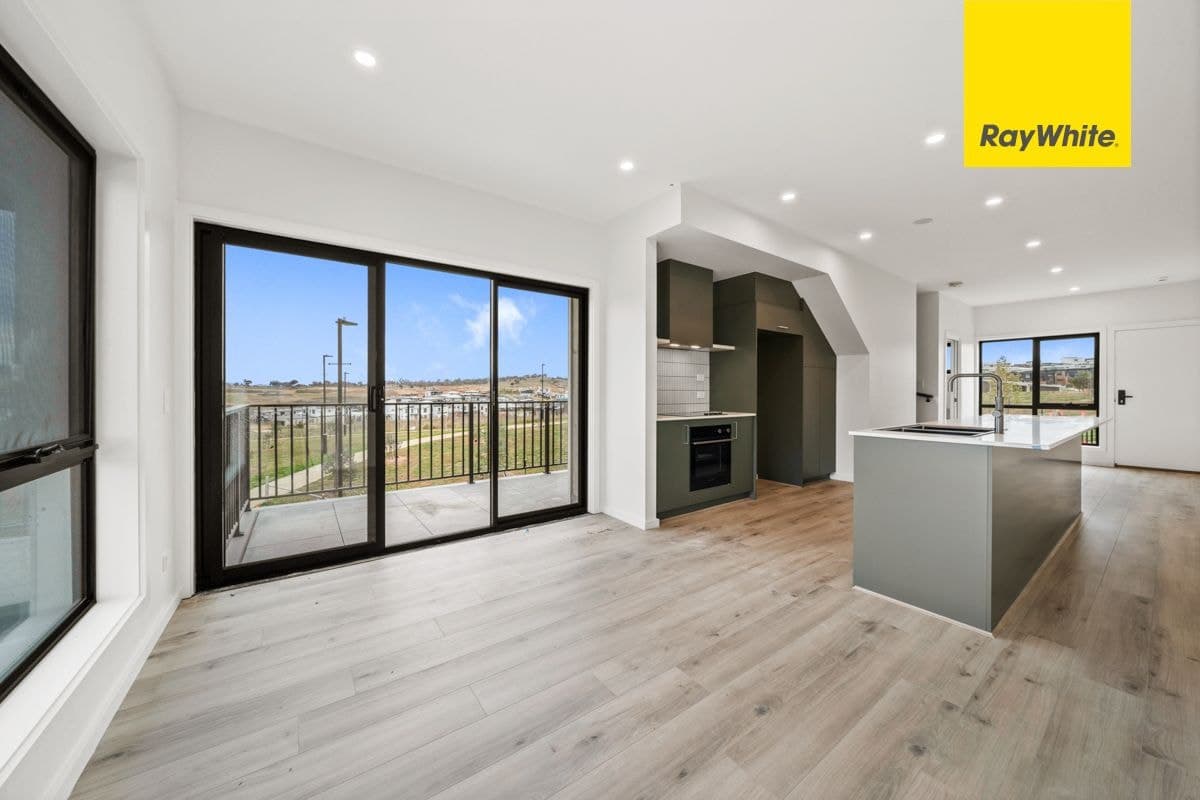 38/6 Inge King Crescent, WHITLAM ACT 2611, Whitlam - Image 1
