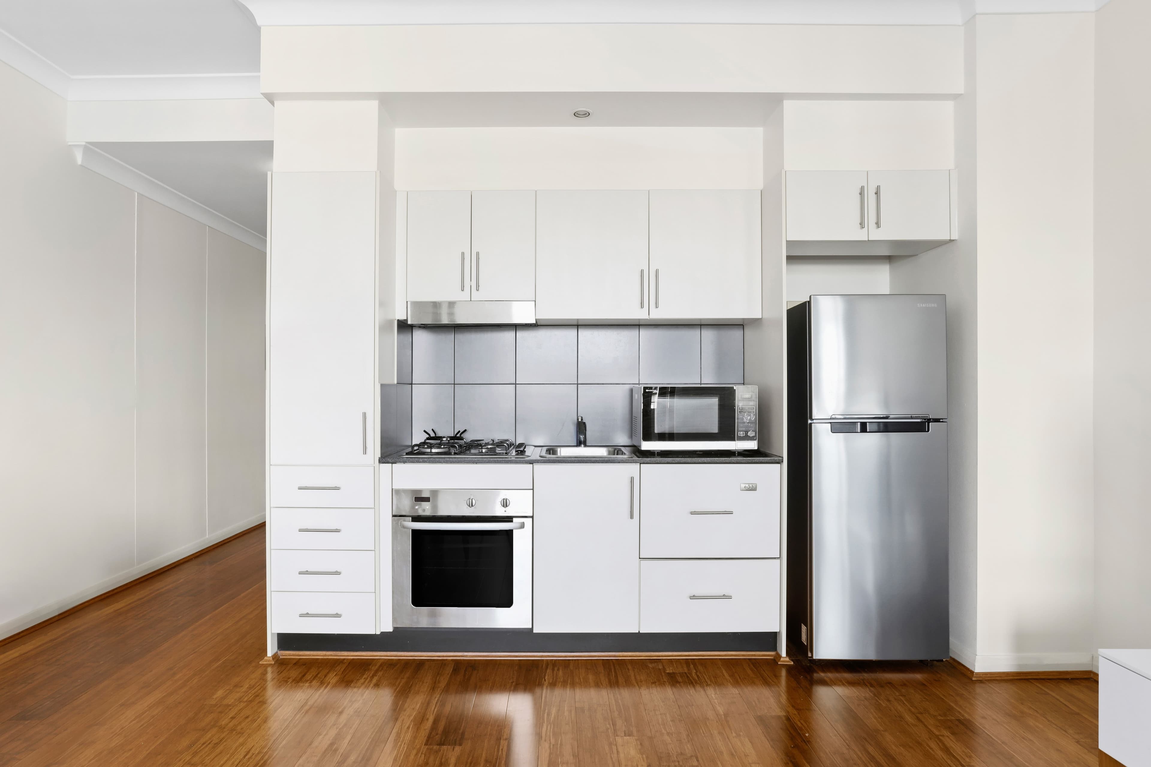 610/11a Lachlan Street, Waterloo NSW 2017, Waterloo - Thumbnail 2