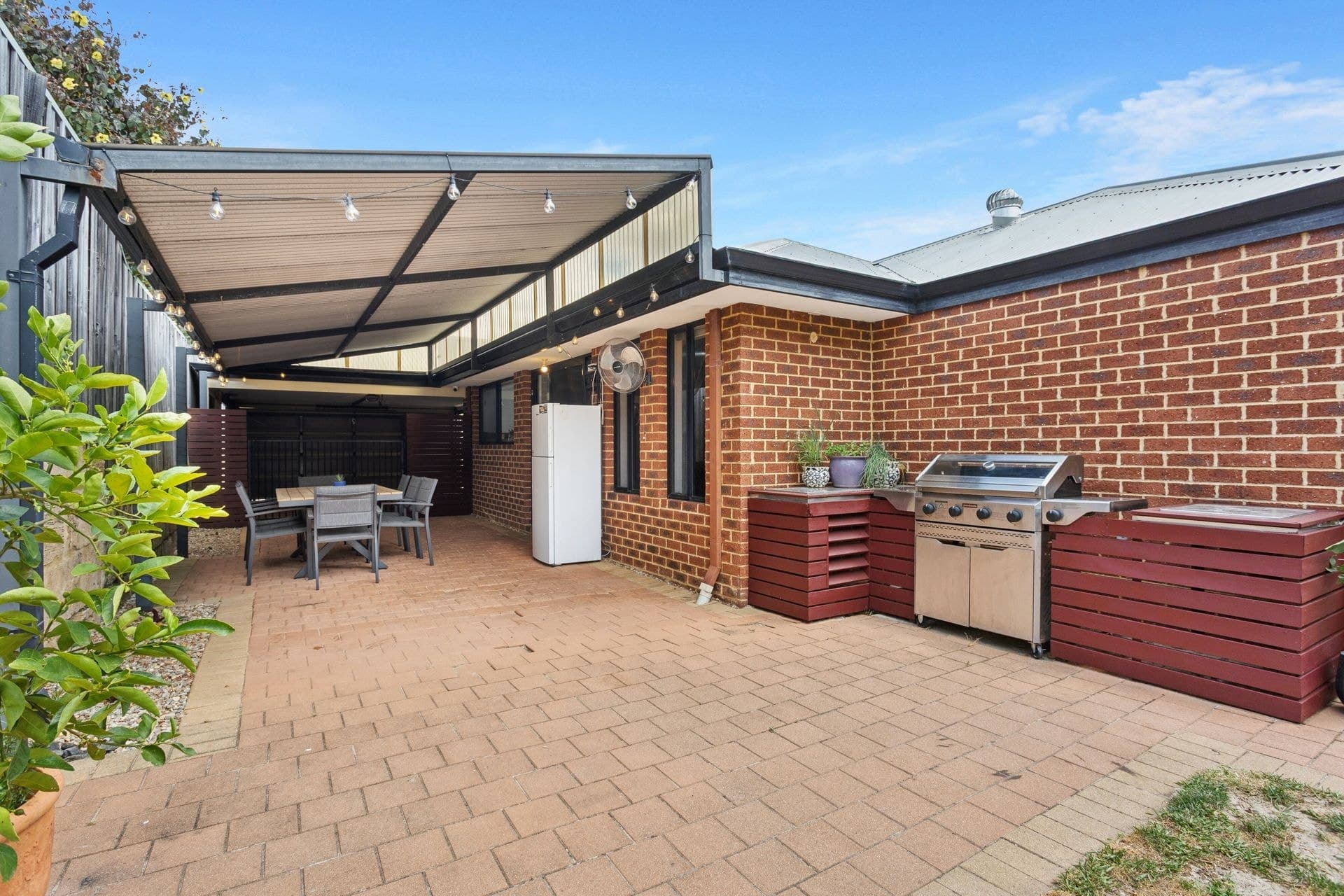 69 Rocklea Crescent, Ellenbrook WA 6069, Ellenbrook - Thumbnail 3