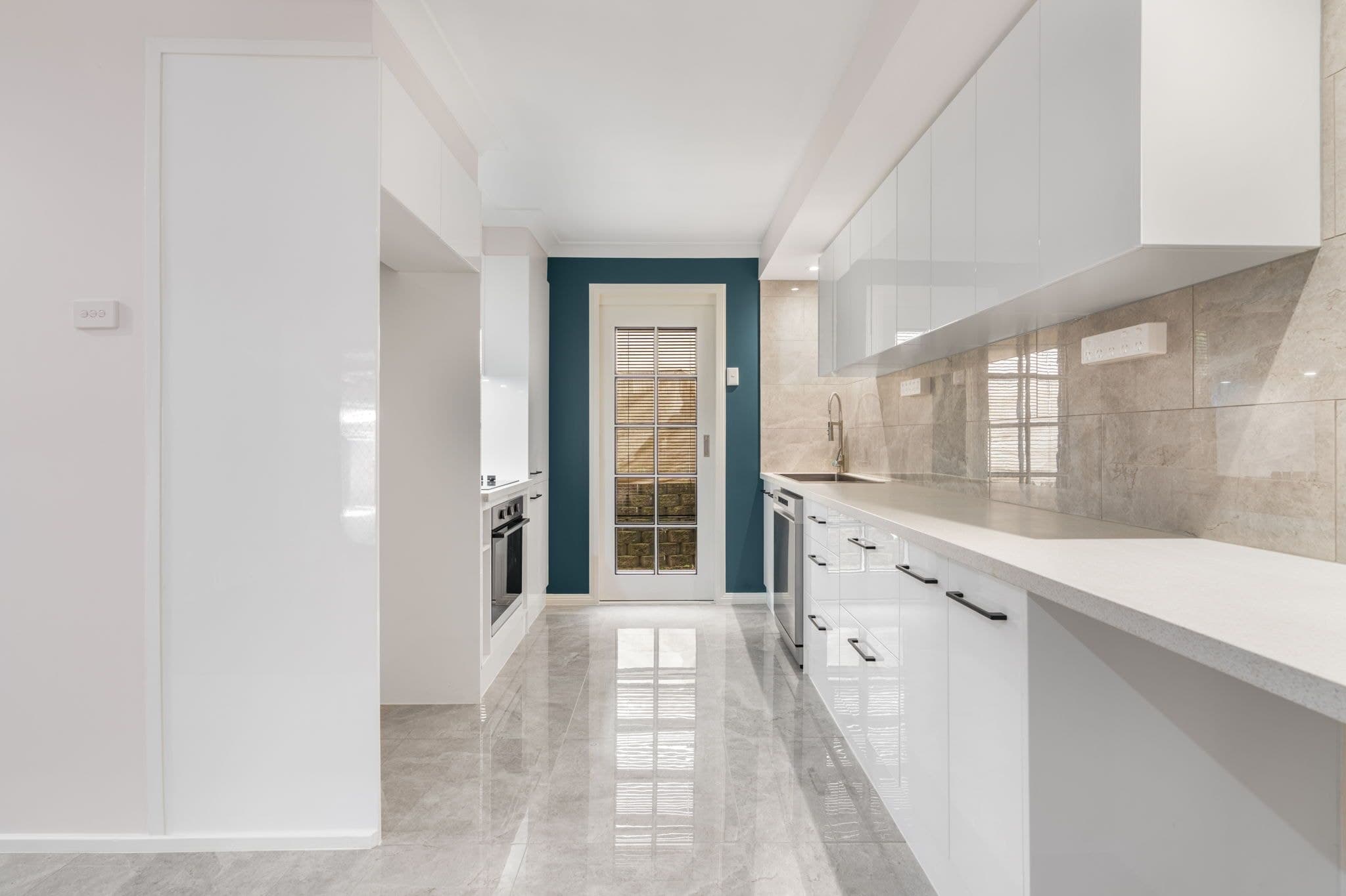 6/3 Bruce Road, Woodridge QLD 4114, Woodridge - Thumbnail 2