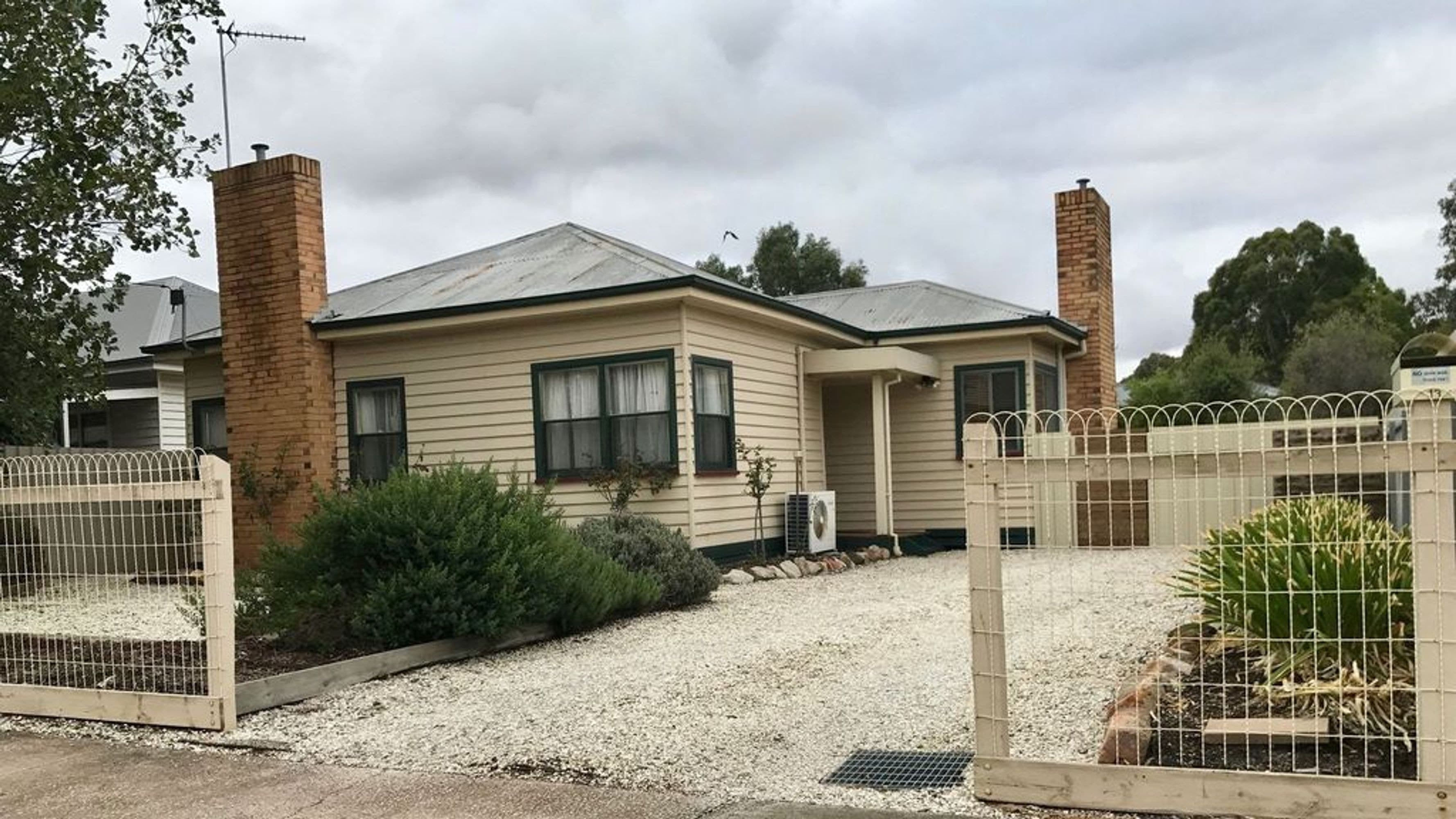 13 Robinson Street, Horsham VIC 3400, Horsham - Image 1