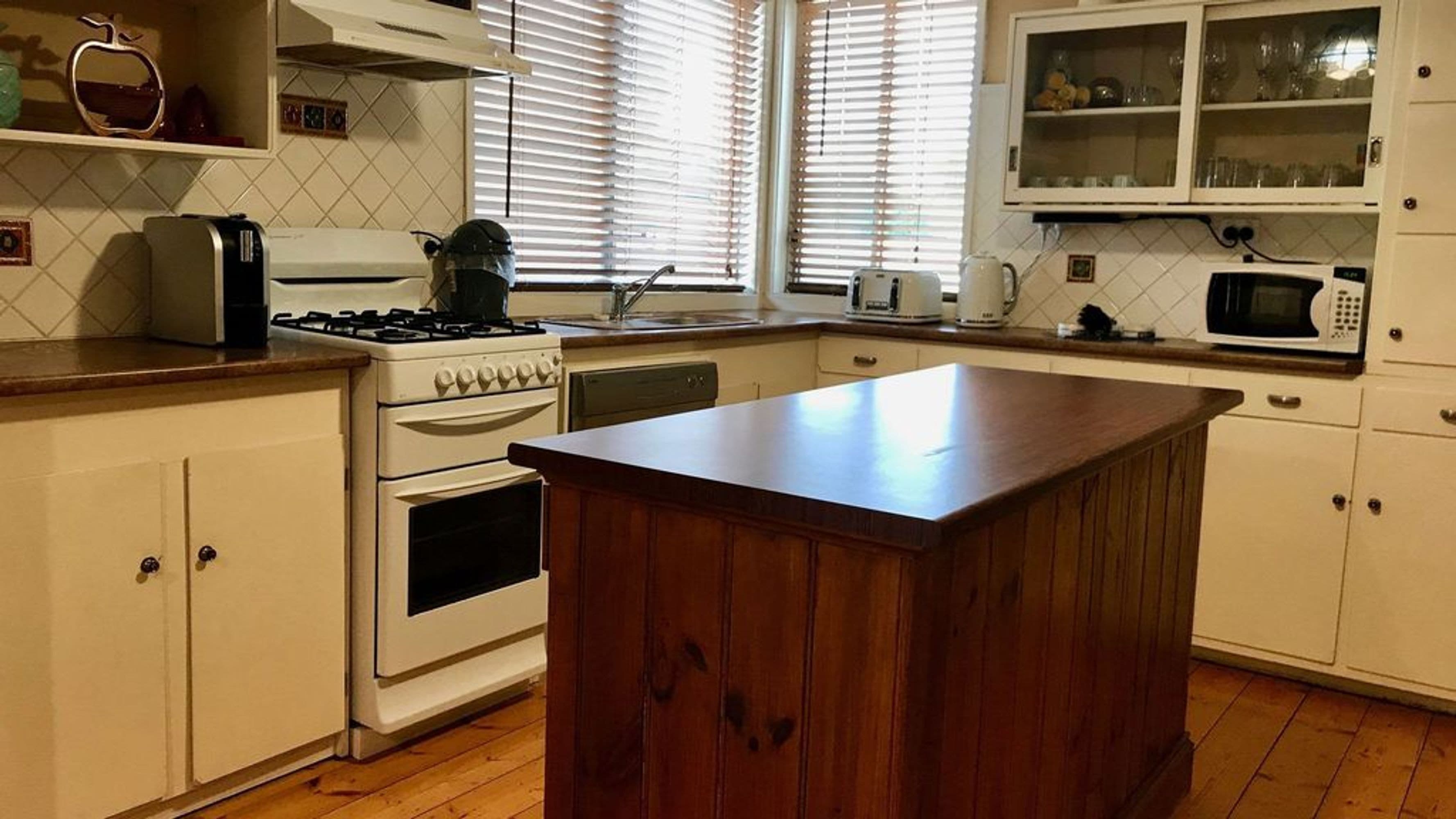 13 Robinson Street, Horsham VIC 3400, Horsham - Thumbnail 8
