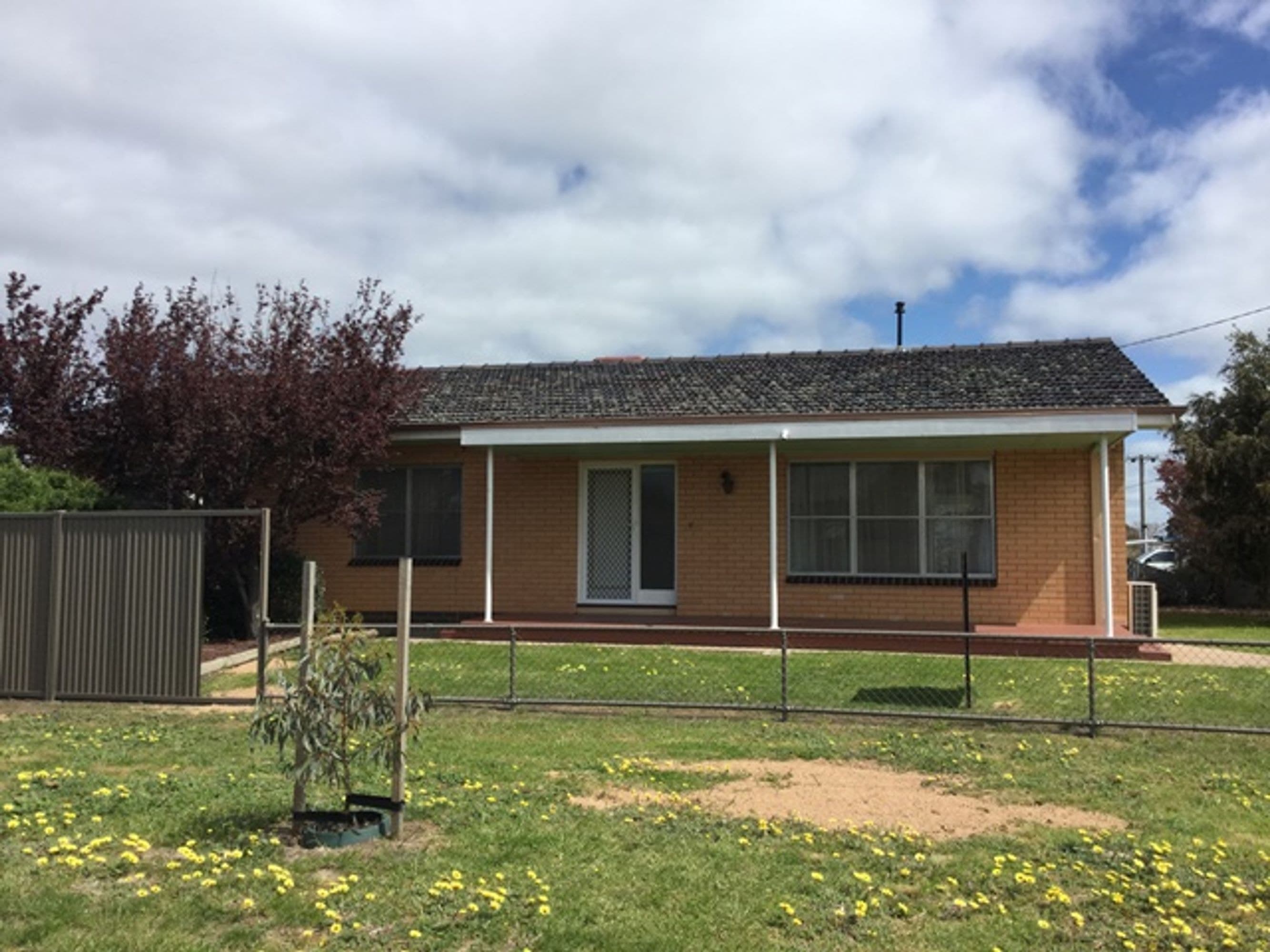 5 Laurel Street, Horsham VIC 3400, Horsham - Thumbnail 2