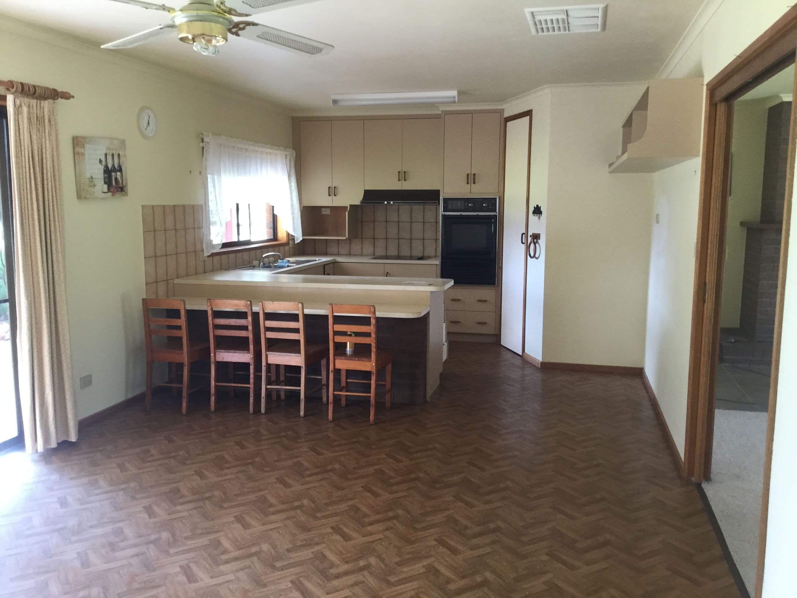 131 Barrs Road, Horsham VIC 3400, Horsham - Thumbnail 3