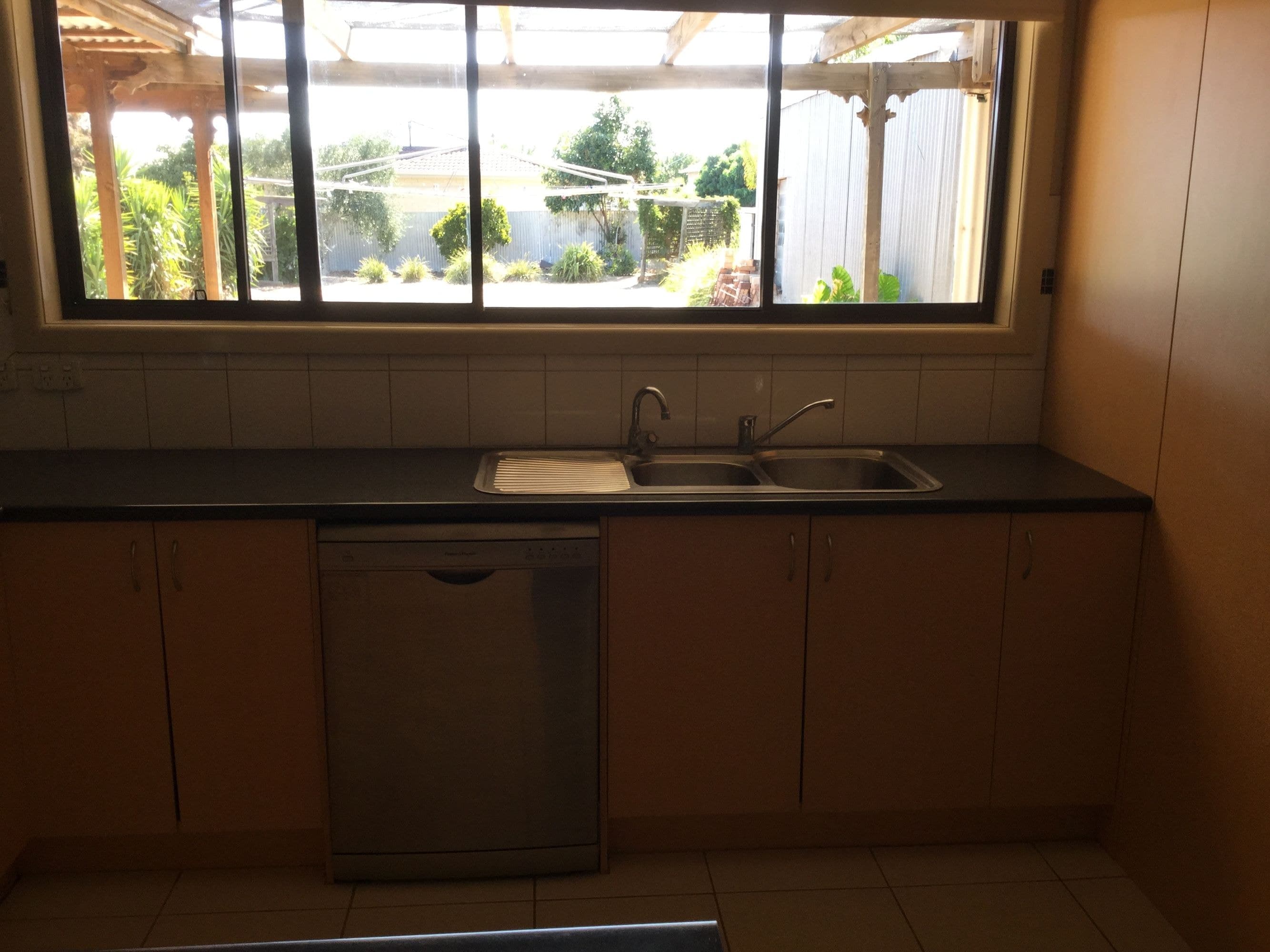 37 Alexander Avenue, Horsham VIC 3400, Horsham - Thumbnail 4