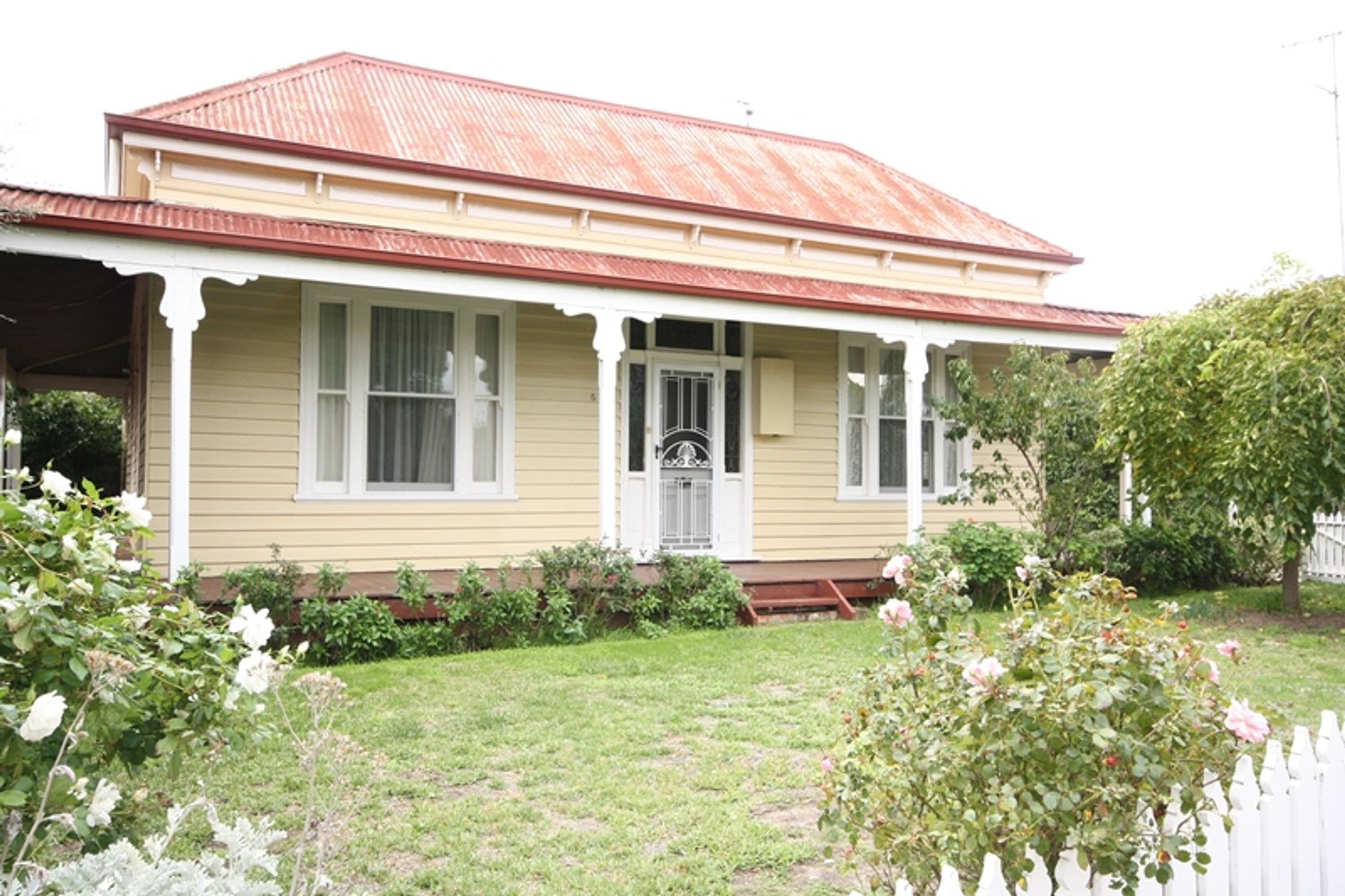 5 Henry Street, Horsham VIC 3400, Horsham - Image 1