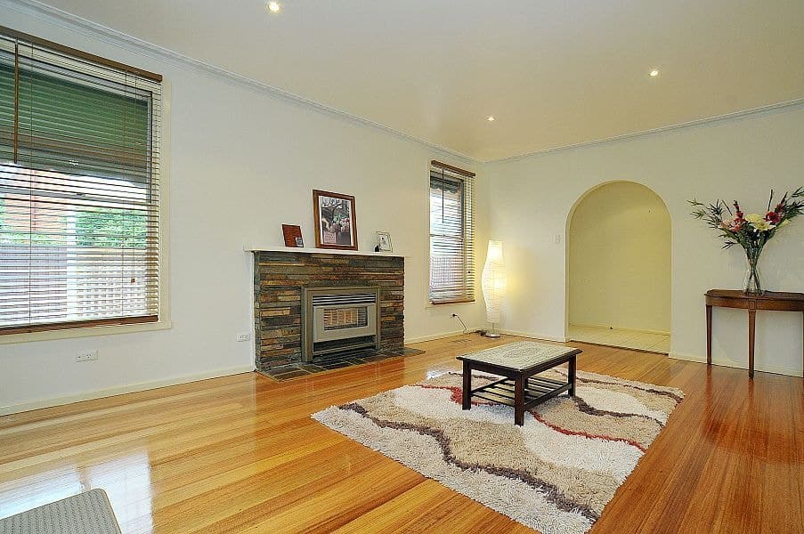 1/19 Monaro Close, Wantirna South VIC 3152, Wantirna South - Thumbnail 2
