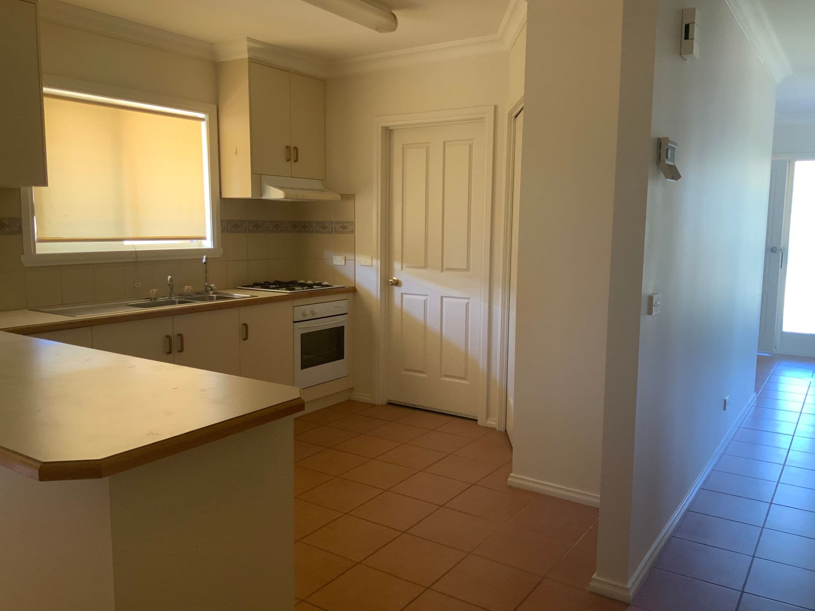12 Magee Court, Horsham VIC 3400, Horsham - Thumbnail 3