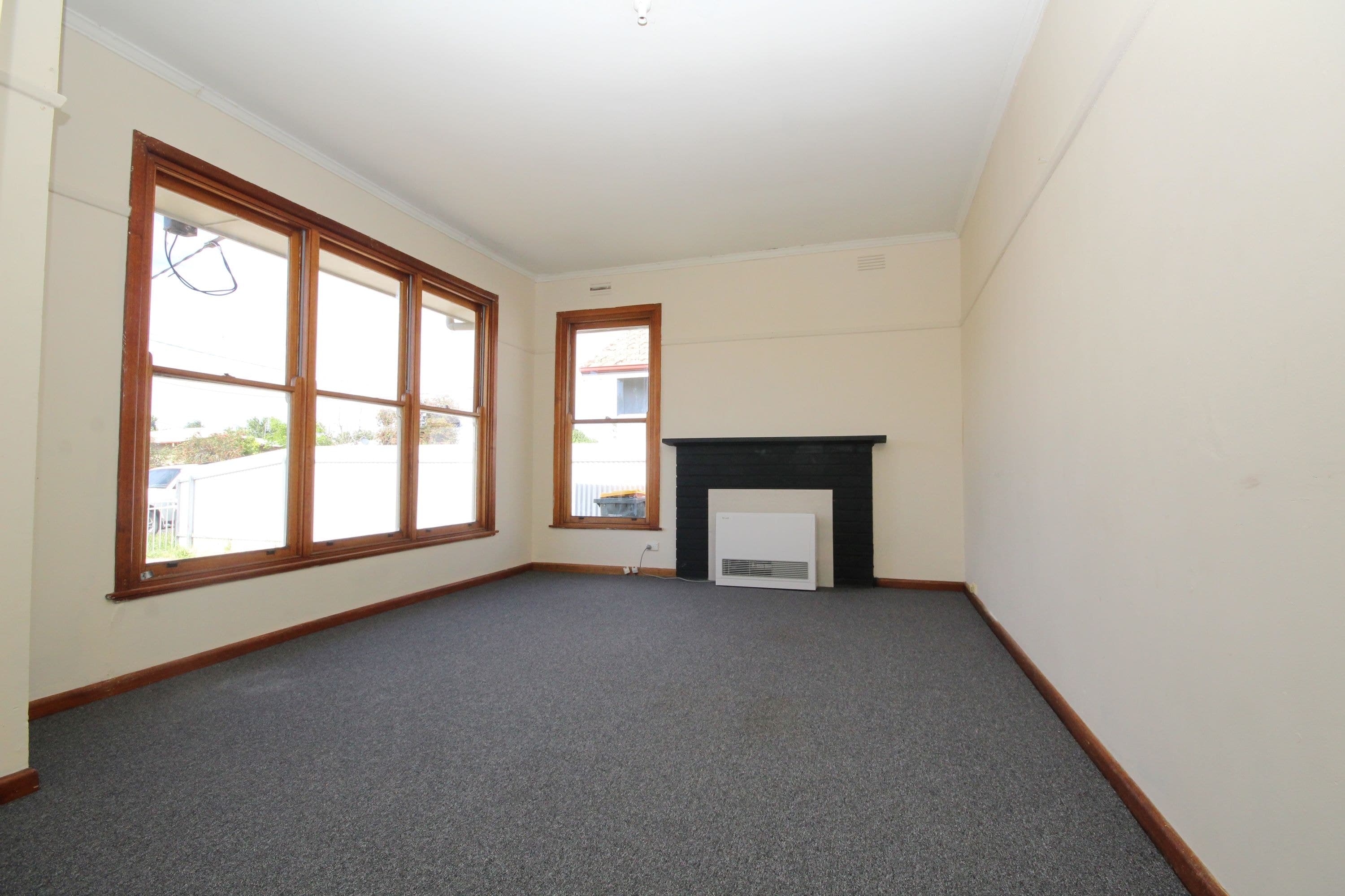 20 Elizabeth Street, Horsham VIC 3400, Horsham - Thumbnail 3