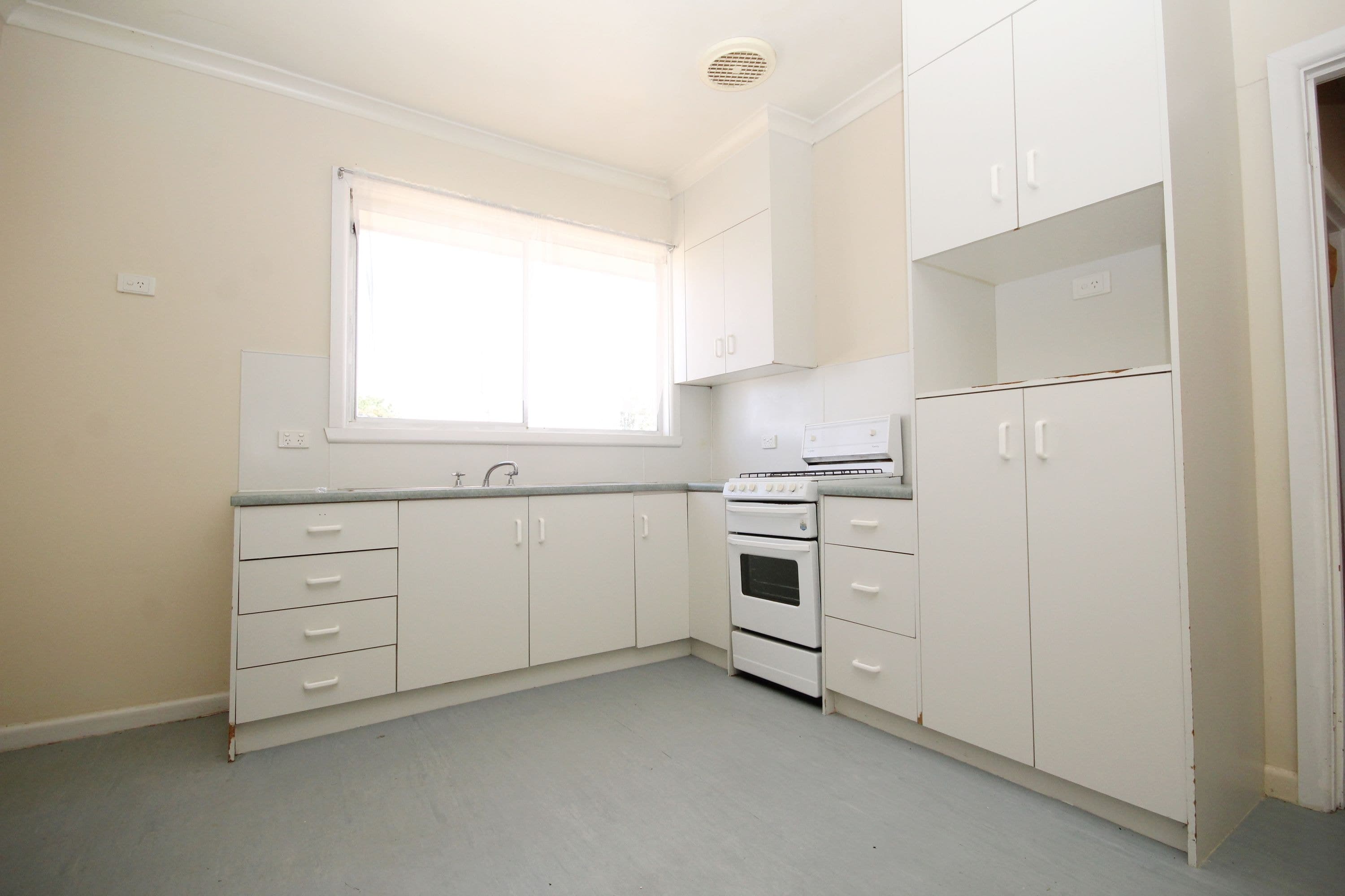 20 Elizabeth Street, Horsham VIC 3400, Horsham - Thumbnail 7