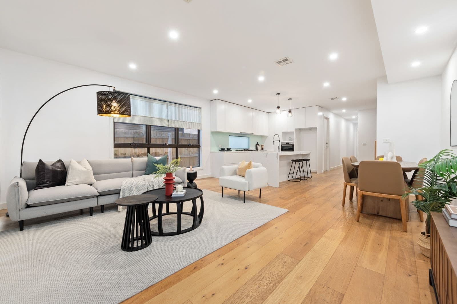 1/11 Bronte Avenue, Burwood VIC 3125, Burwood - Image 1