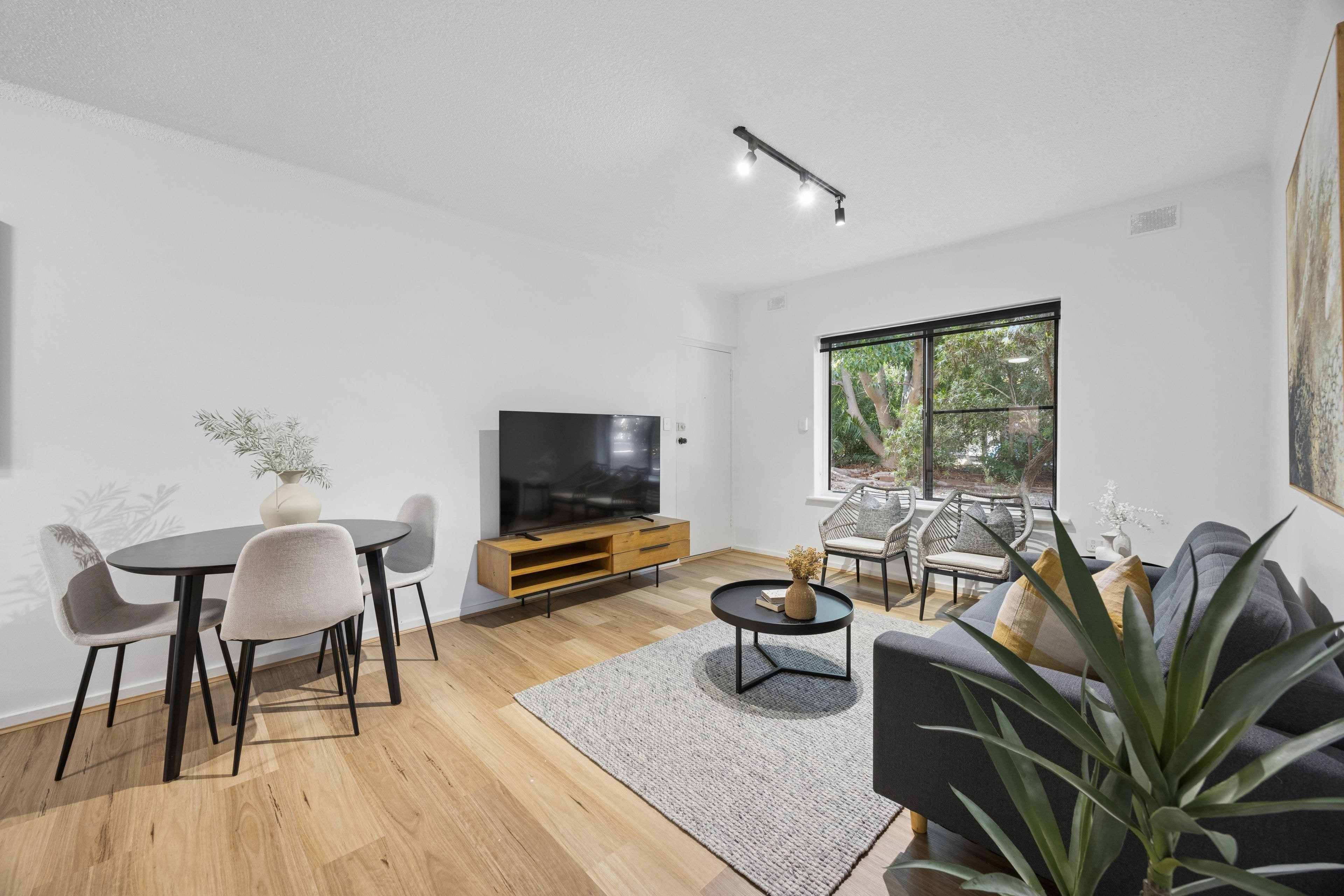 1/11 Wakefield Street, Kent Town SA 5067, Kent Town - Thumbnail 2