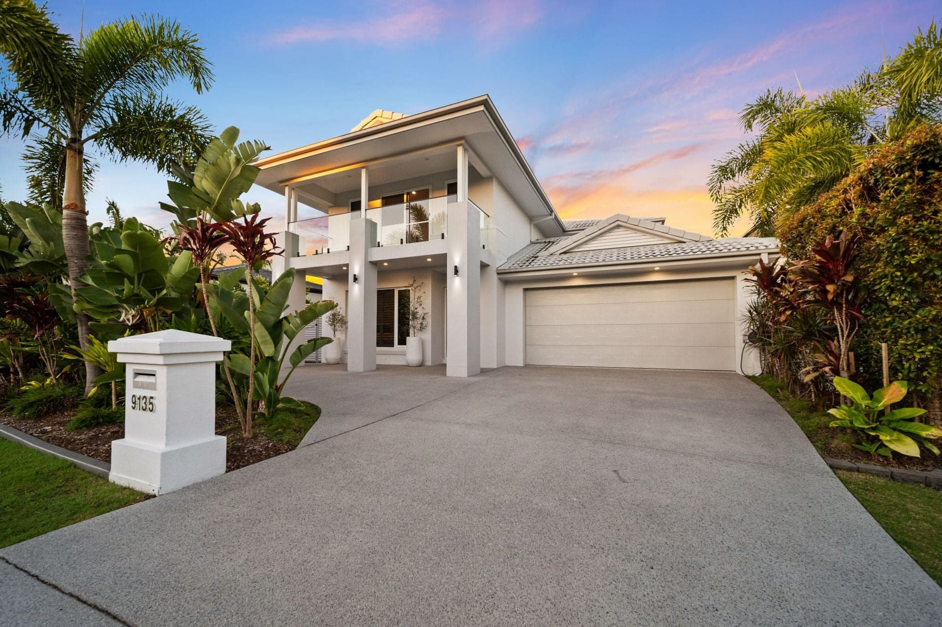 9135 Peter Senior Drive, Hope Island QLD 4212, Hope Island - Thumbnail 2