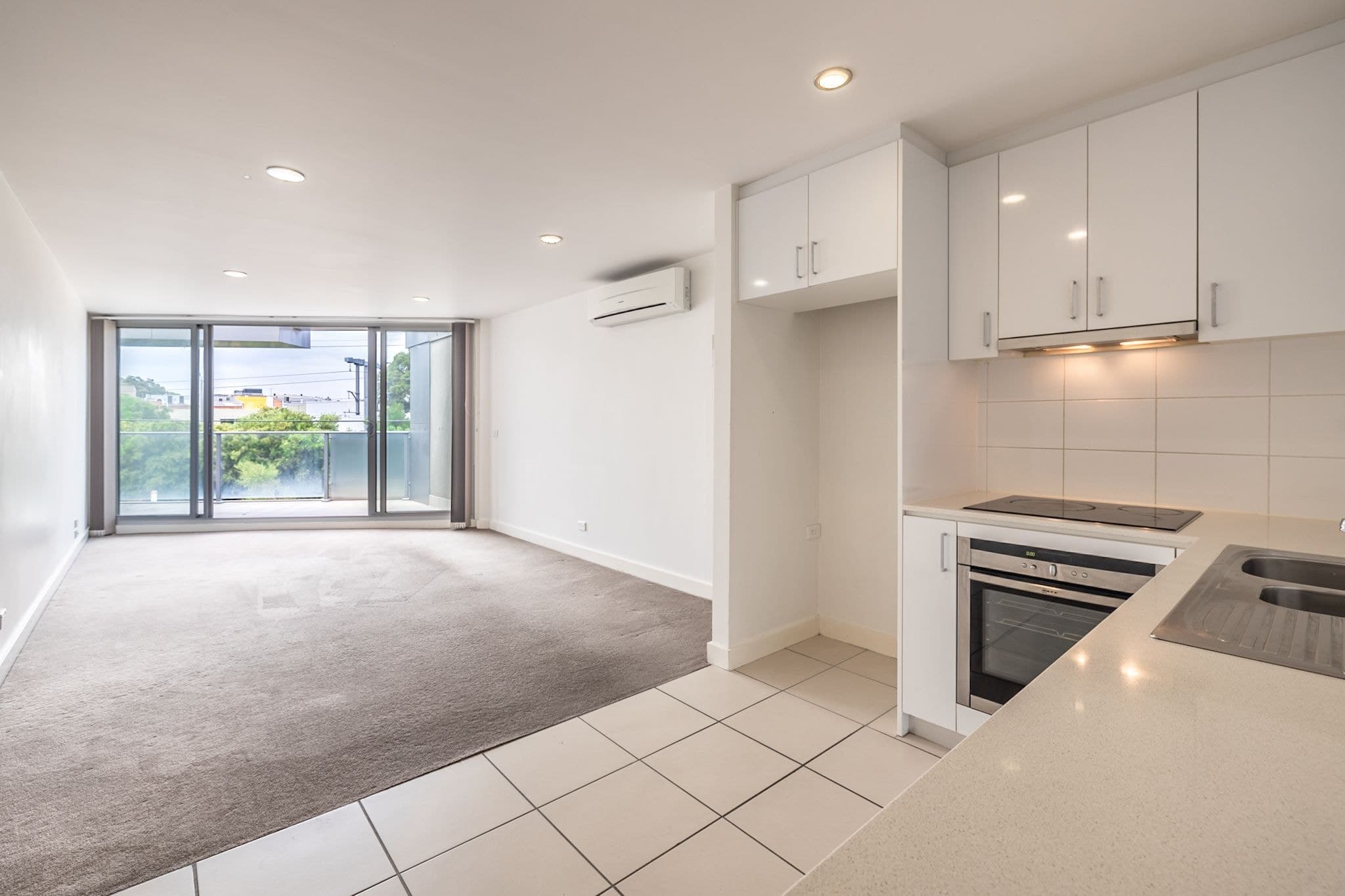4/24 Haughton Road, Oakleigh VIC 3166, Oakleigh - Thumbnail 2