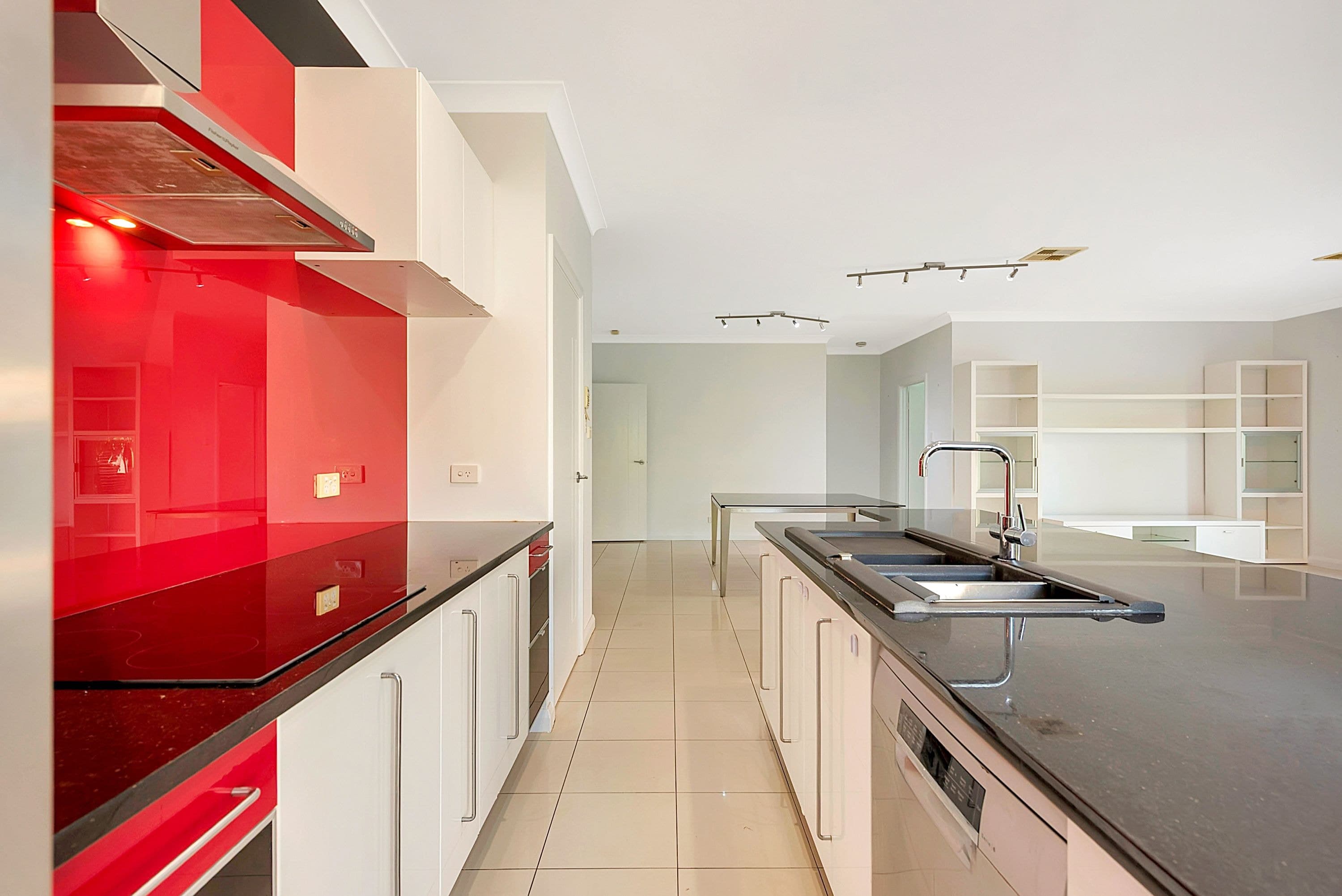 126 Shoalhaven Circuit, Mawson Lakes SA 5095, Mawson Lakes - Thumbnail 4