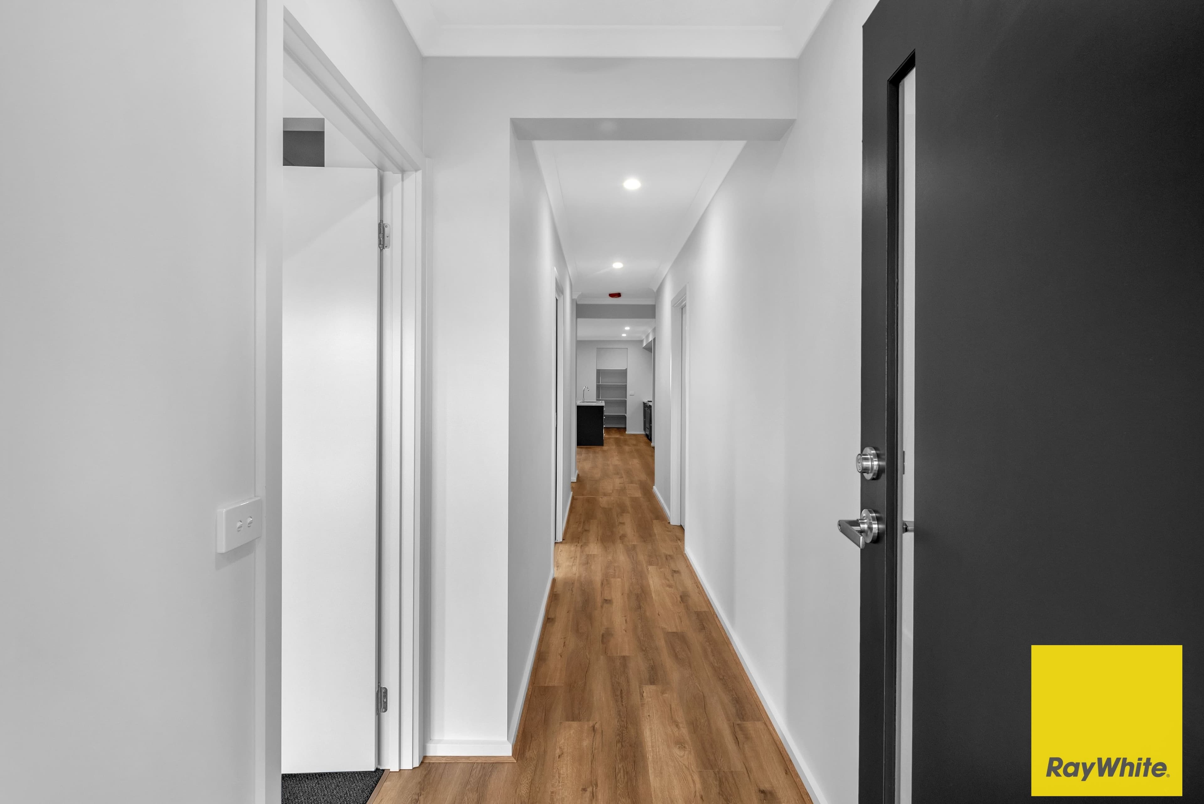 44 Paradoxa Way, Tarneit VIC 3029, Tarneit - Thumbnail 3