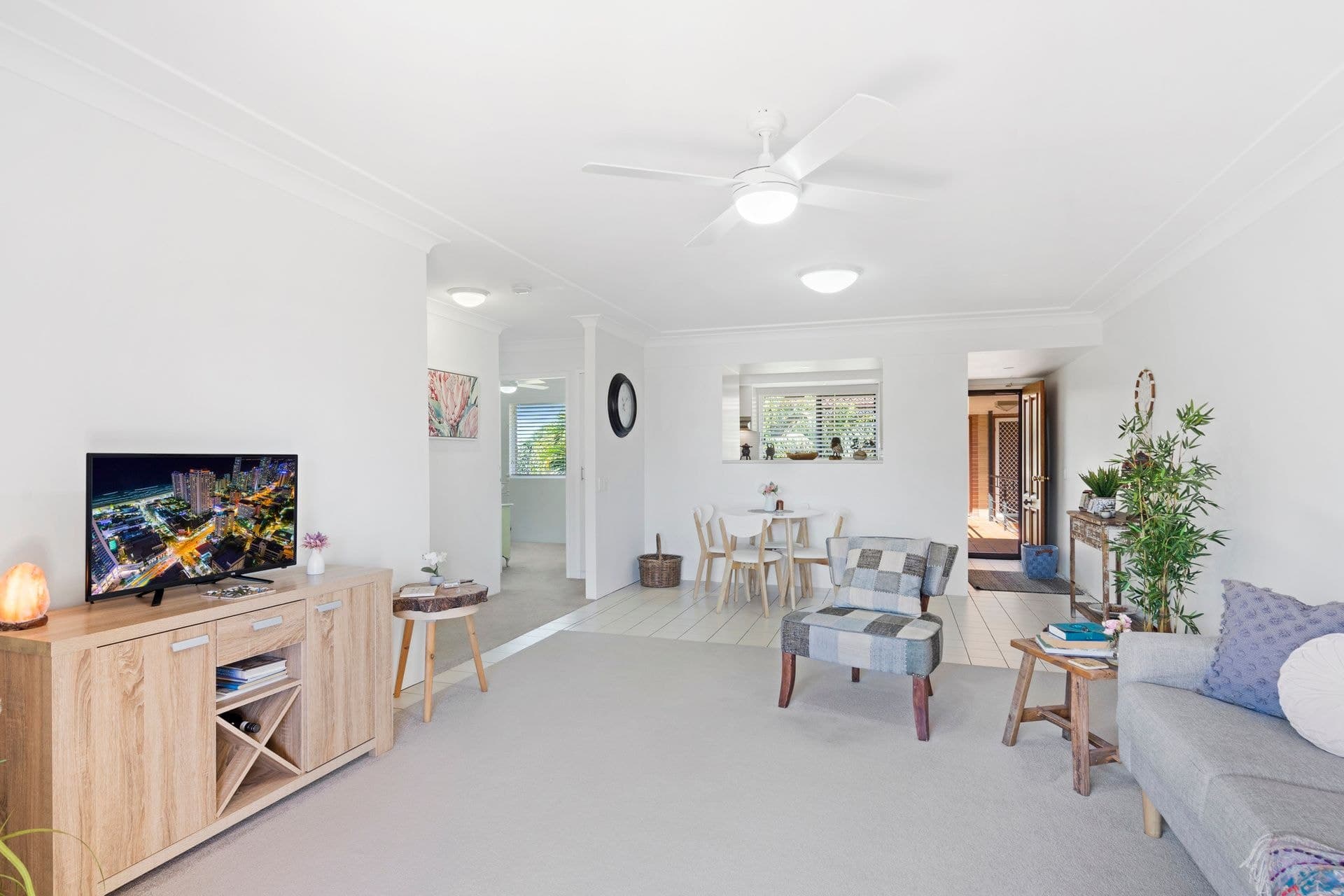 5/11 Burlington Street, Holland Park QLD 4121, Holland Park - Thumbnail 2