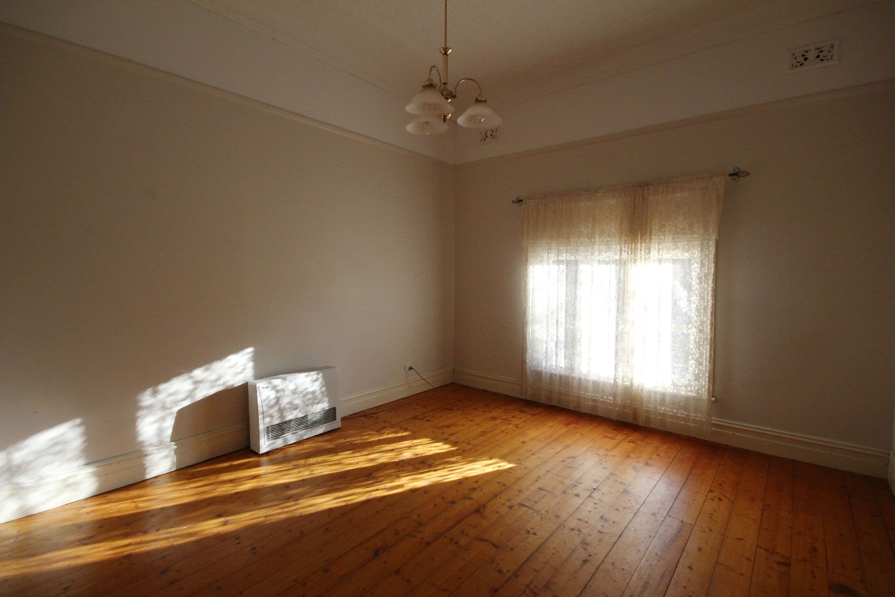 30 David Street, Horsham VIC 3400, Horsham - Thumbnail 2
