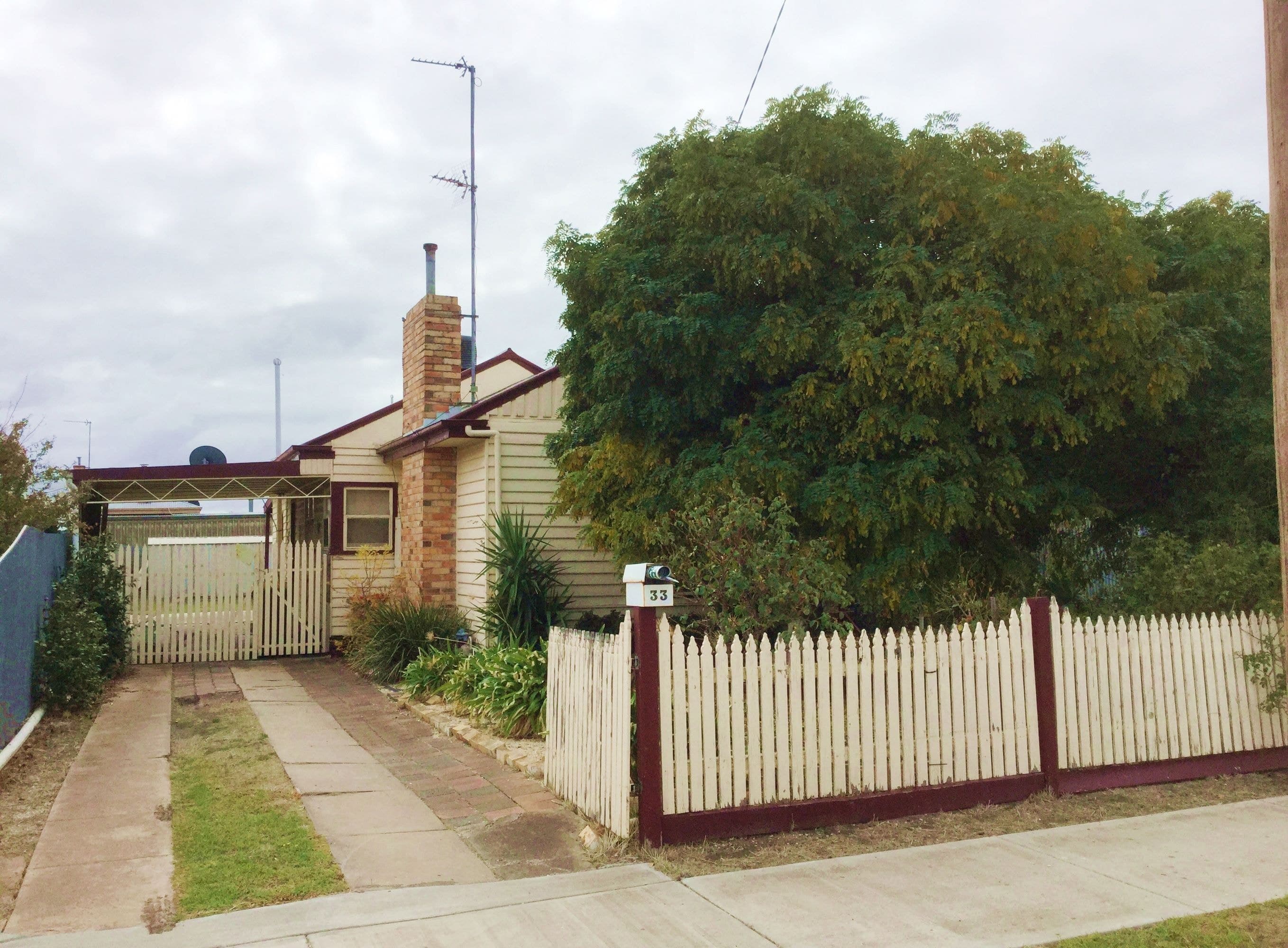 33 Wavell Street, Horsham VIC 3400, Horsham - Image 1