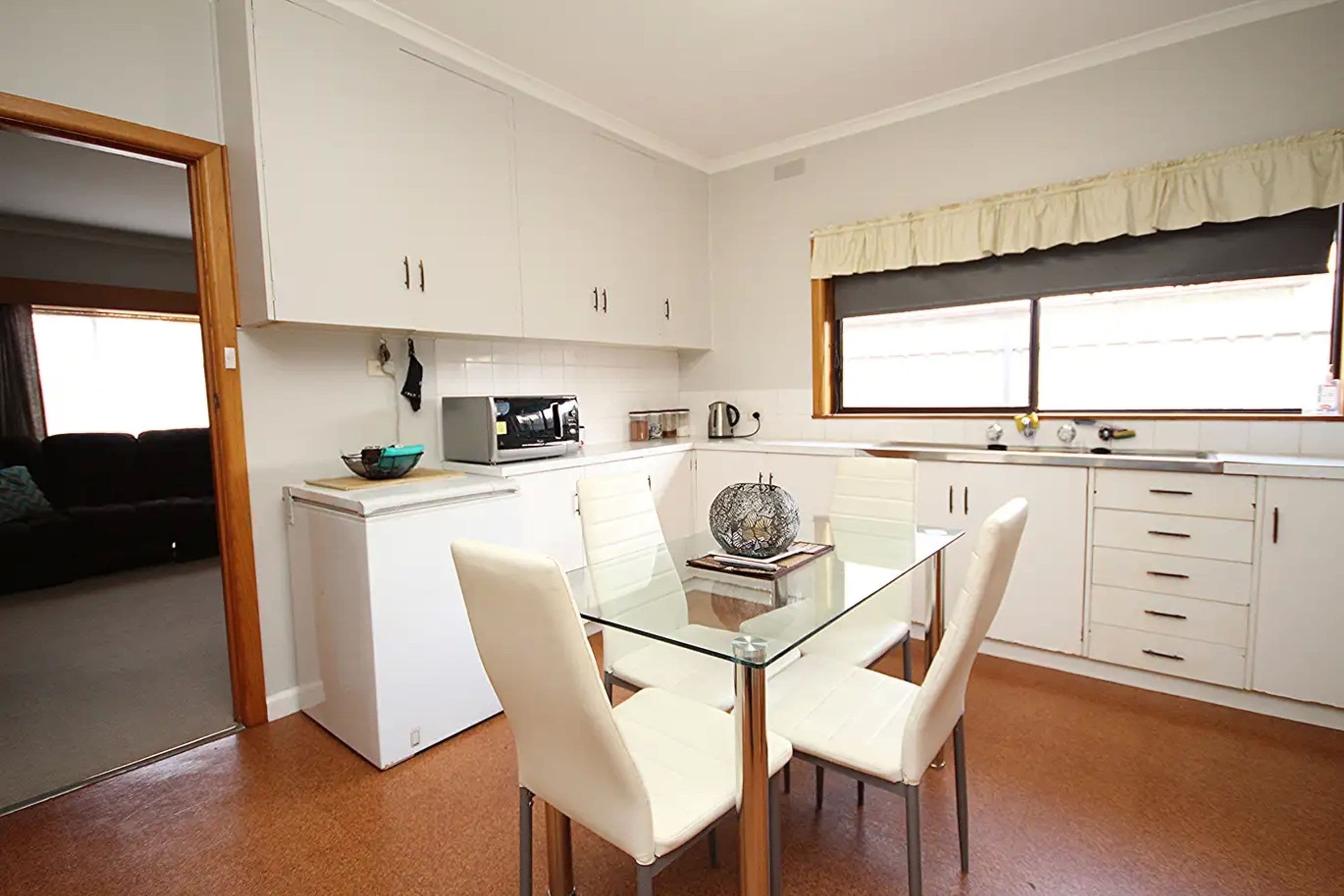 198 Baillie Street, Horsham, VIC 3400, Horsham - Thumbnail 4