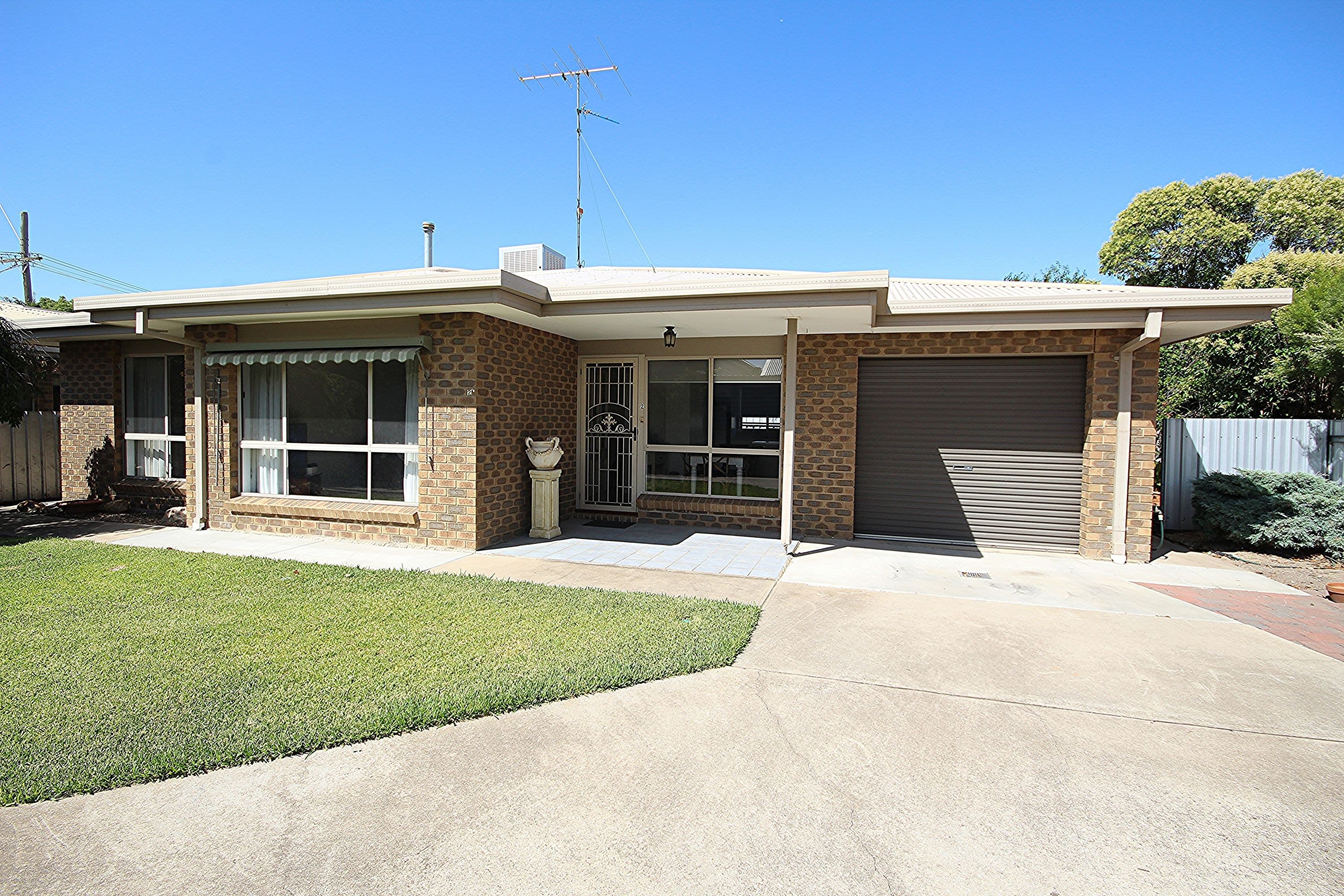 2/15 Dooen Road, Horsham VIC 3400, Horsham - Image 1