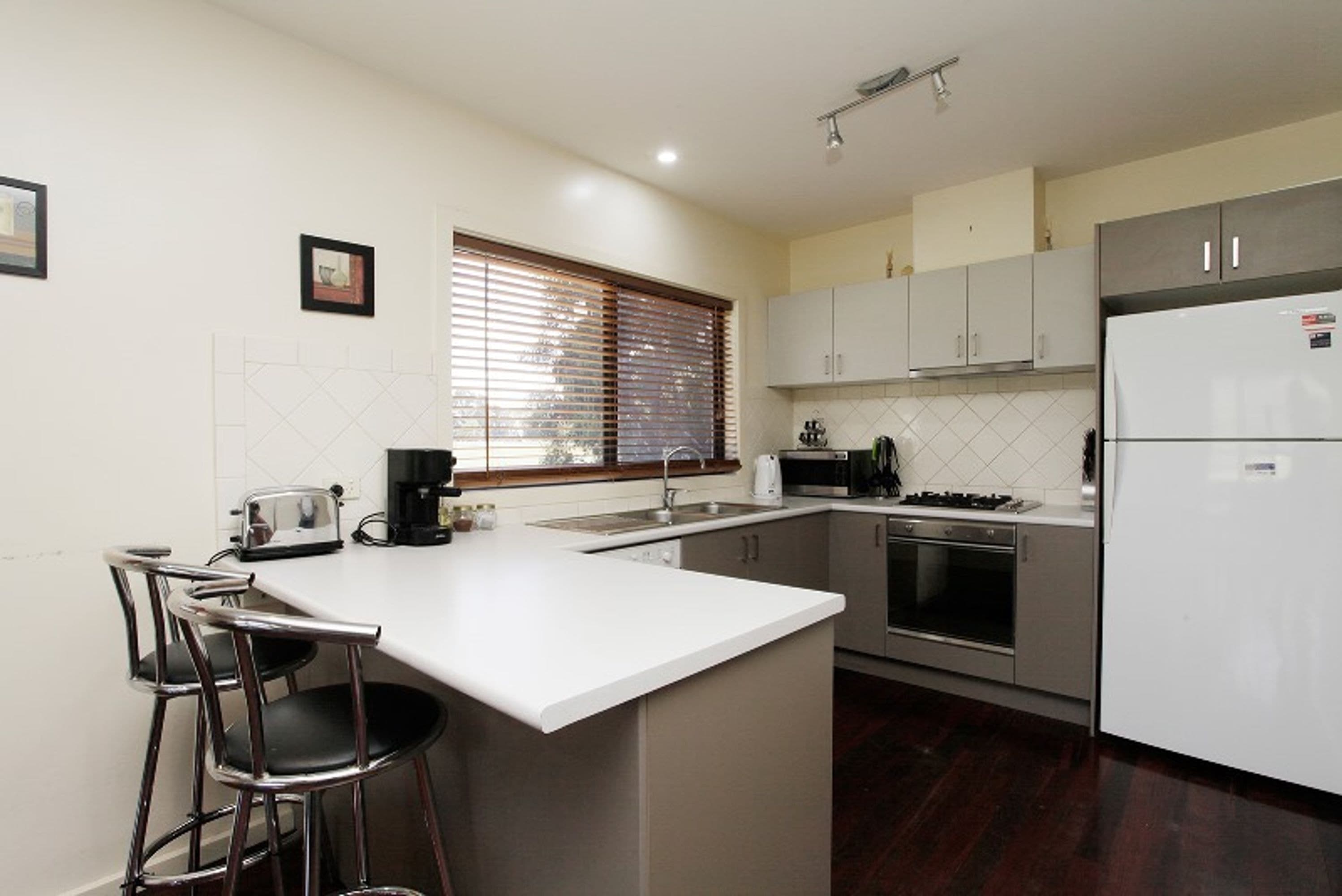 1/15-17 Clematis Drive, Halls Gap VIC 3381, Halls Gap - Thumbnail 2