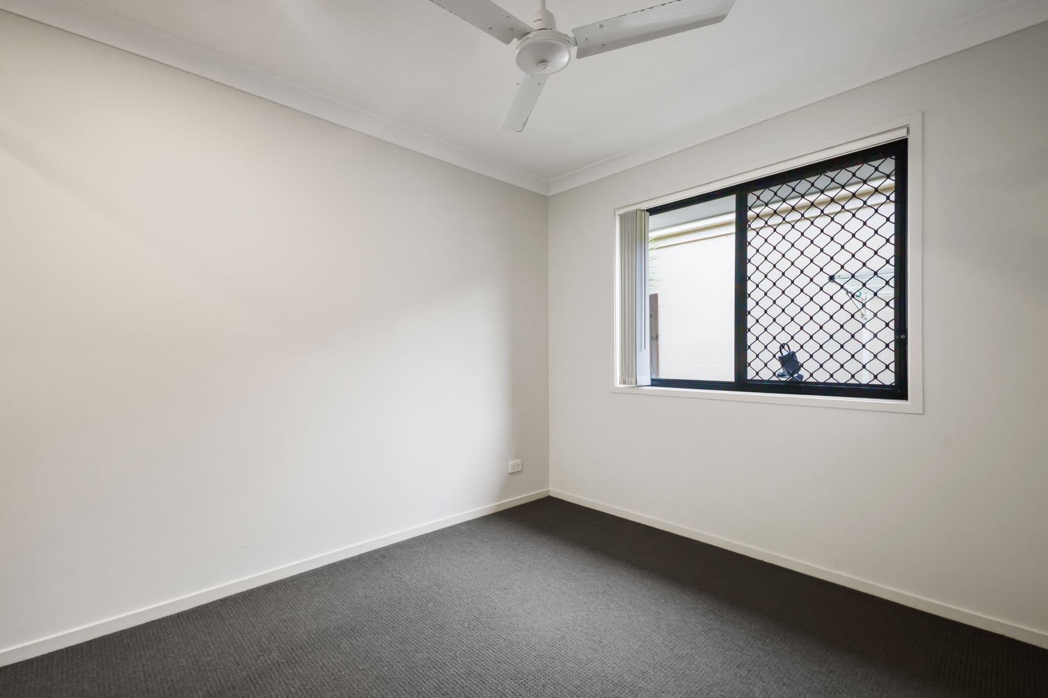 96 Mackintosh Drive, North Lakes QLD 4509, North Lakes - Thumbnail 5