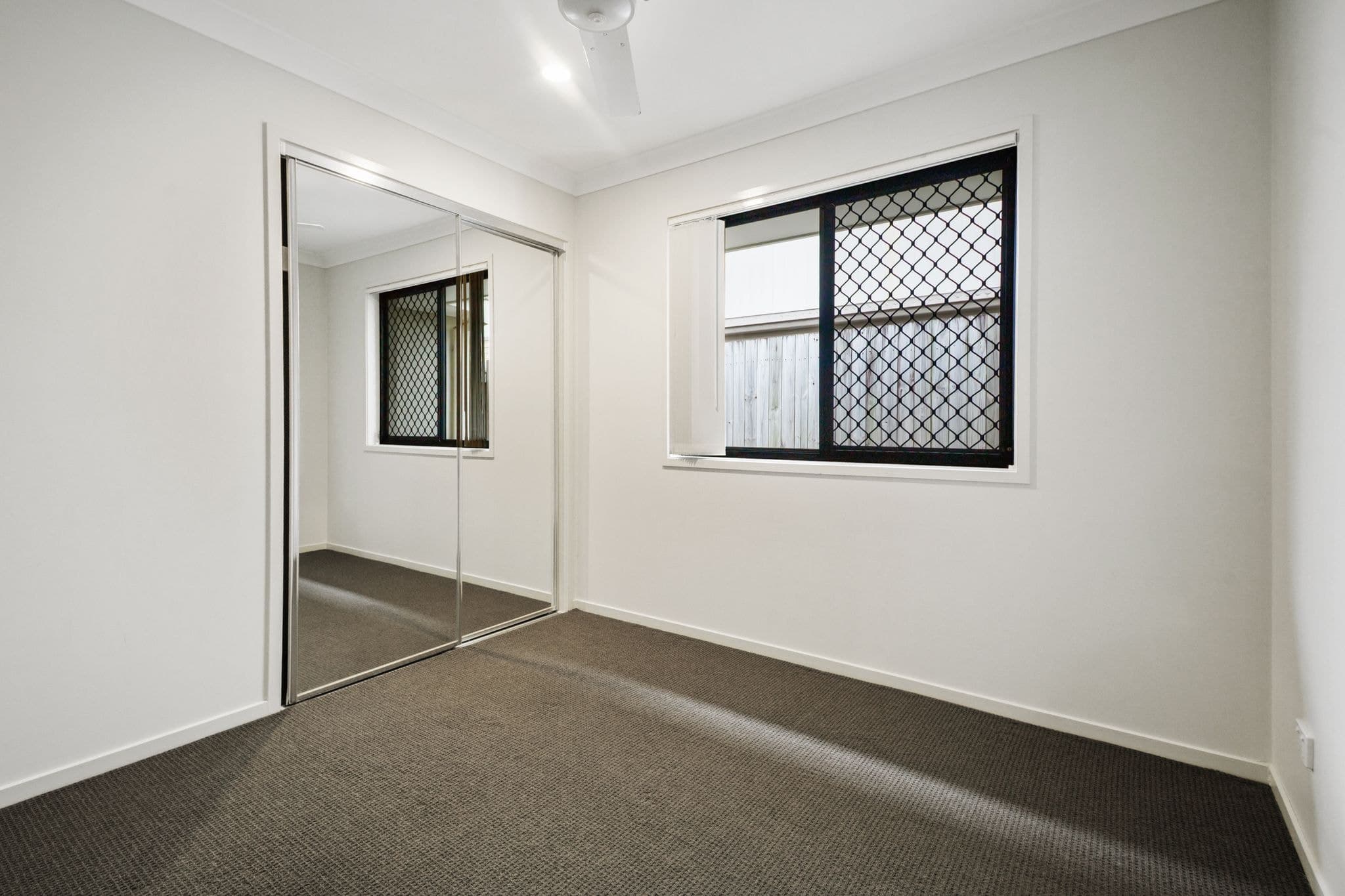 96 Mackintosh Drive, North Lakes QLD 4509, North Lakes - Thumbnail 7