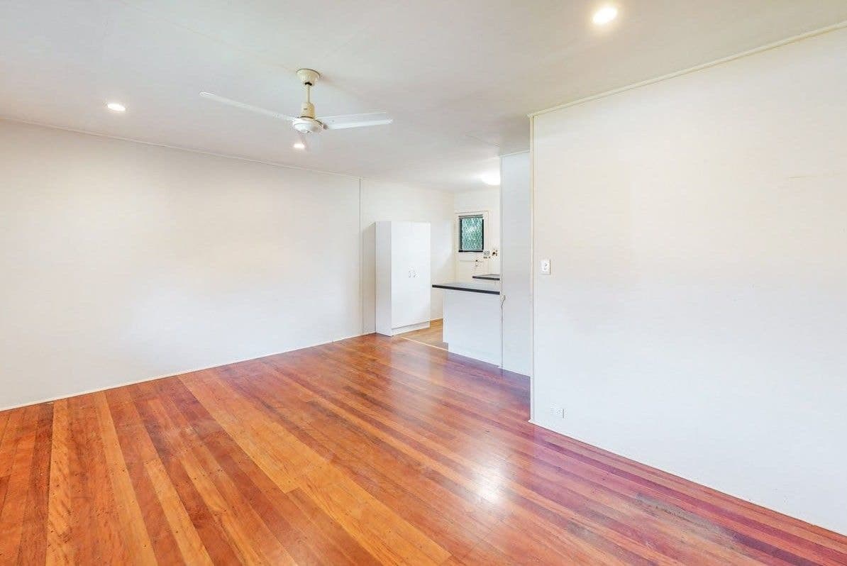 2/124 Mein Street, Scarborough QLD 4020, Scarborough - Thumbnail 3
