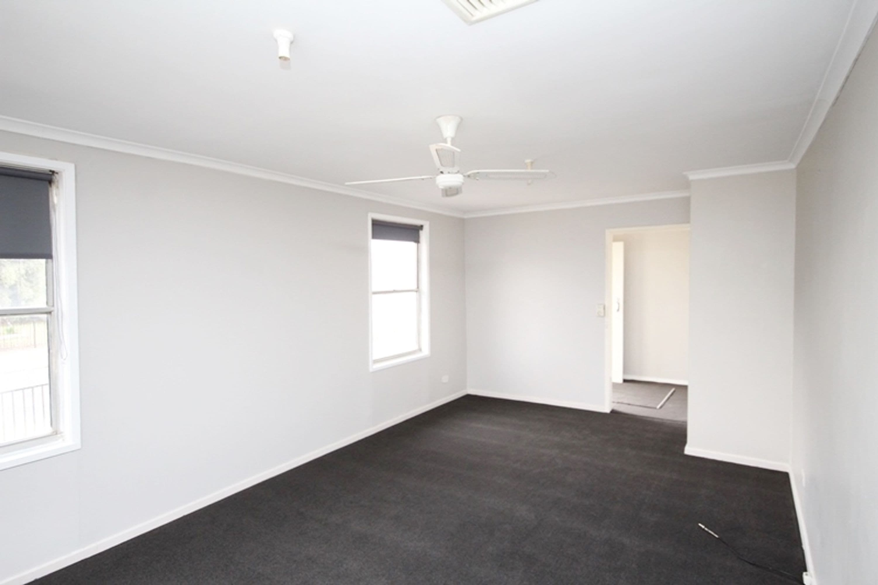 21 Felstead Avenue, Horsham VIC 3400, Horsham - Thumbnail 3