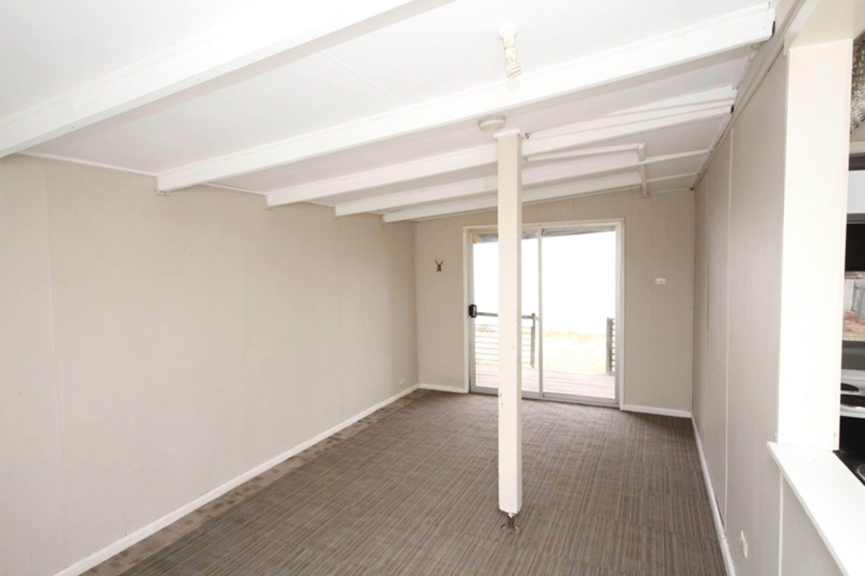 21 Felstead Avenue, Horsham VIC 3400, Horsham - Thumbnail 6