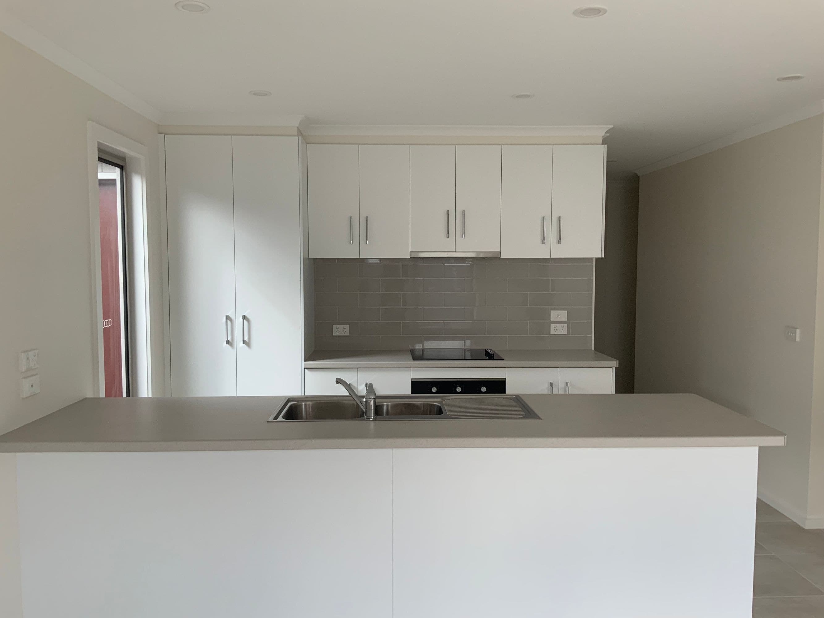 2B Robinson Street, Horsham VIC 3400, Horsham - Thumbnail 3