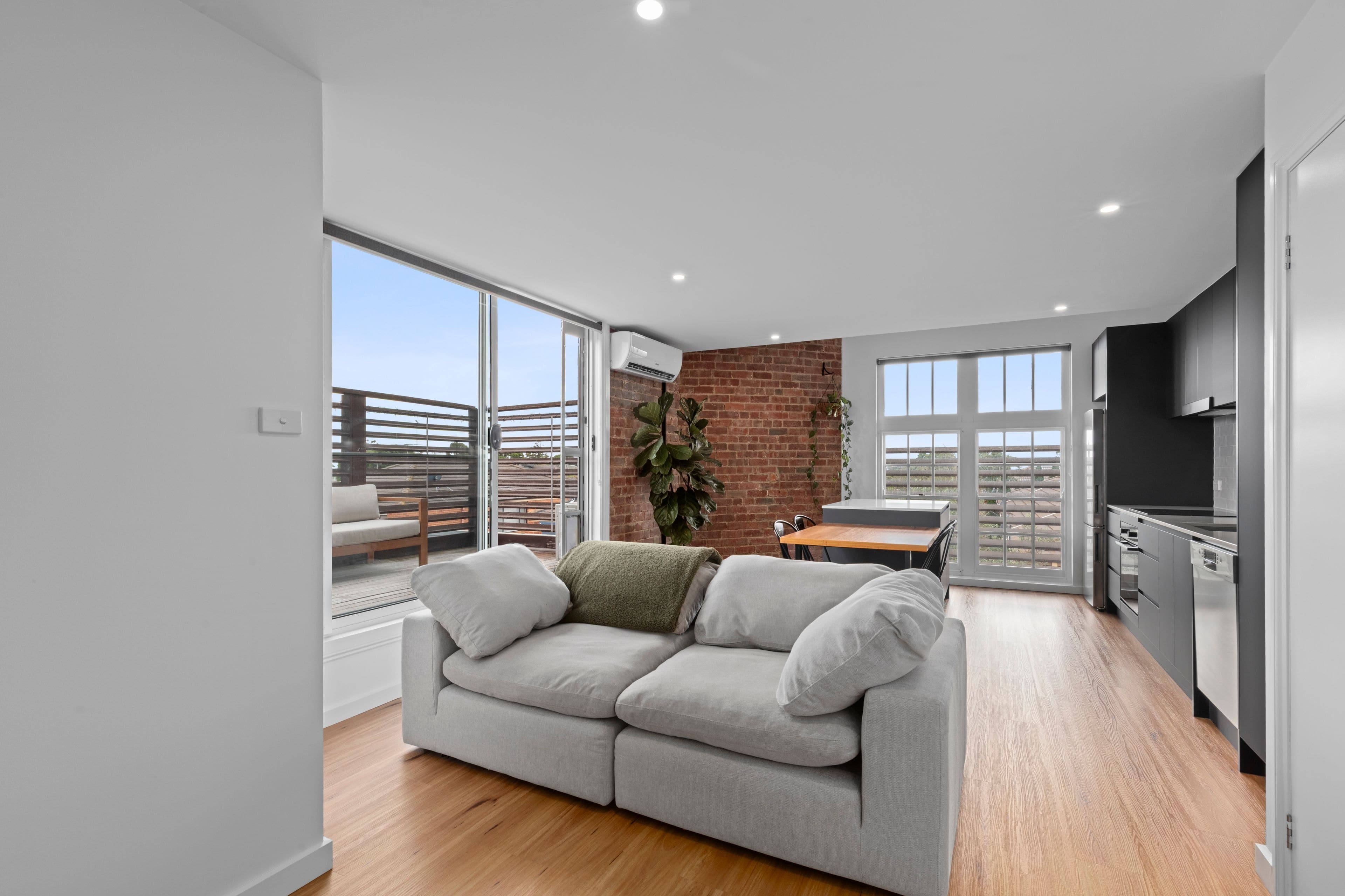 12/209 Melbourne Road, Rippleside VIC 3215, Rippleside - Thumbnail 6