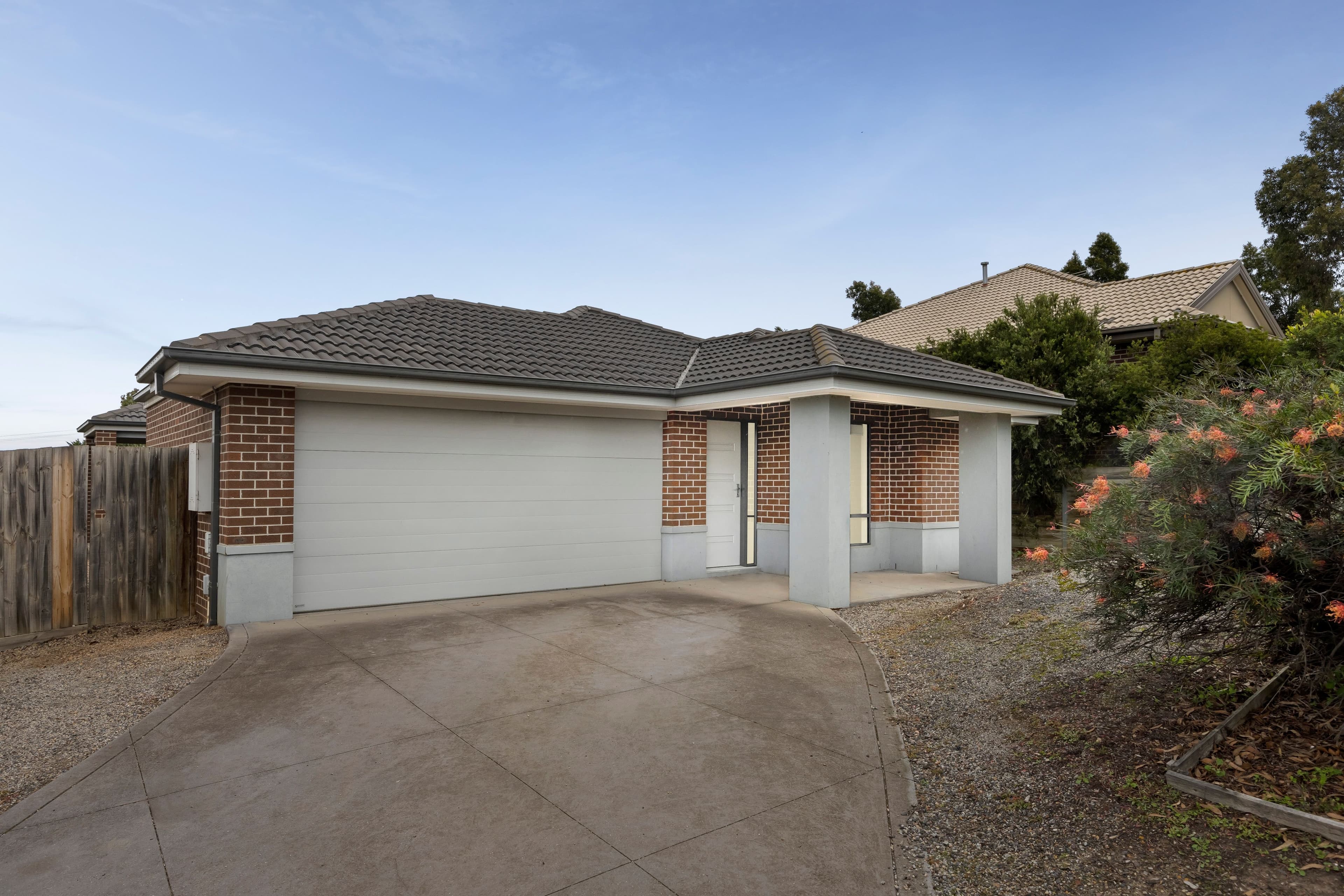 4 Raine Court, Sunbury VIC 3429, Sunbury - Image 1