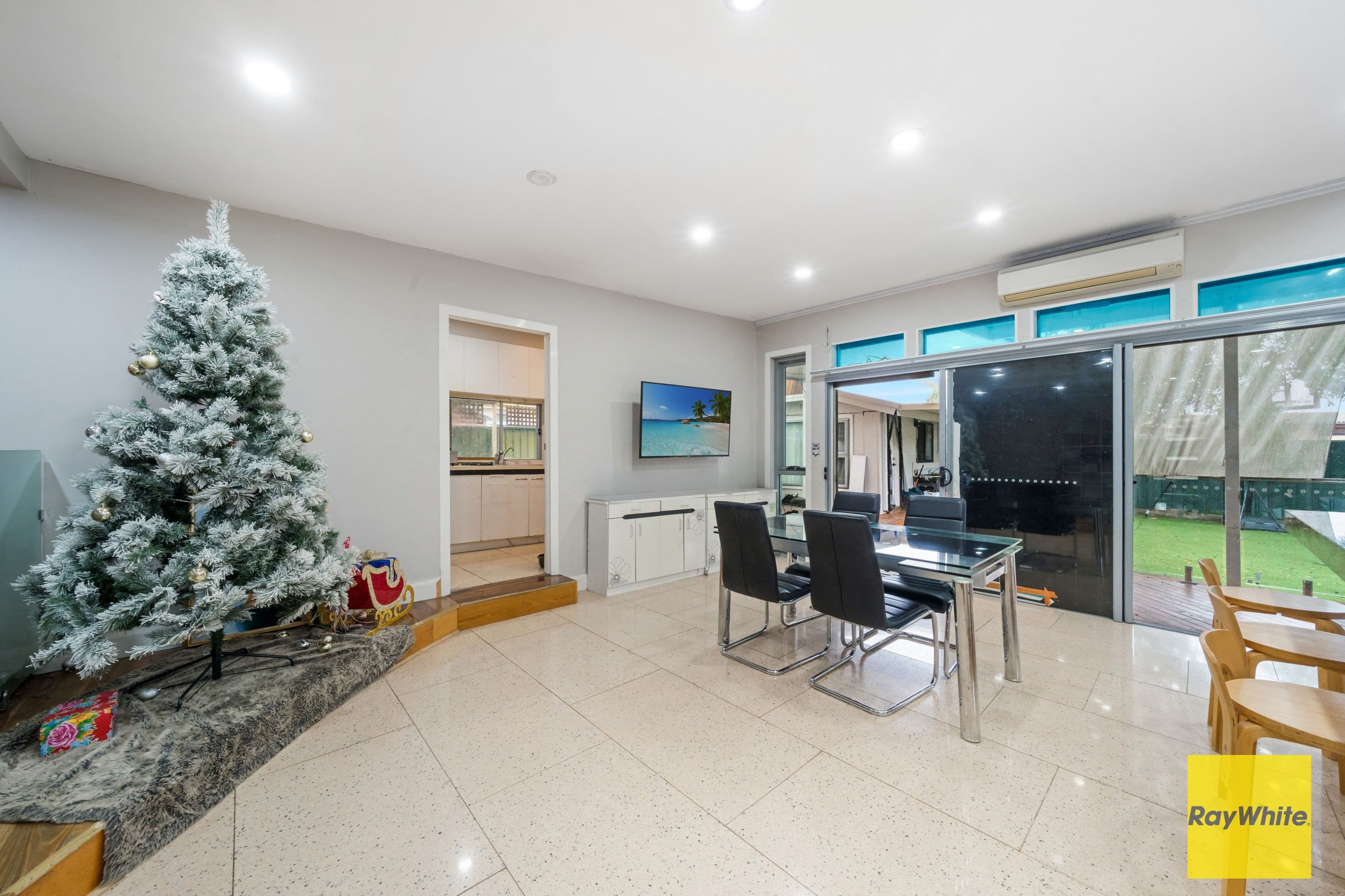 10 Farningham Street, Mount Pritchard NSW 2170, Mount Pritchard - Thumbnail 6