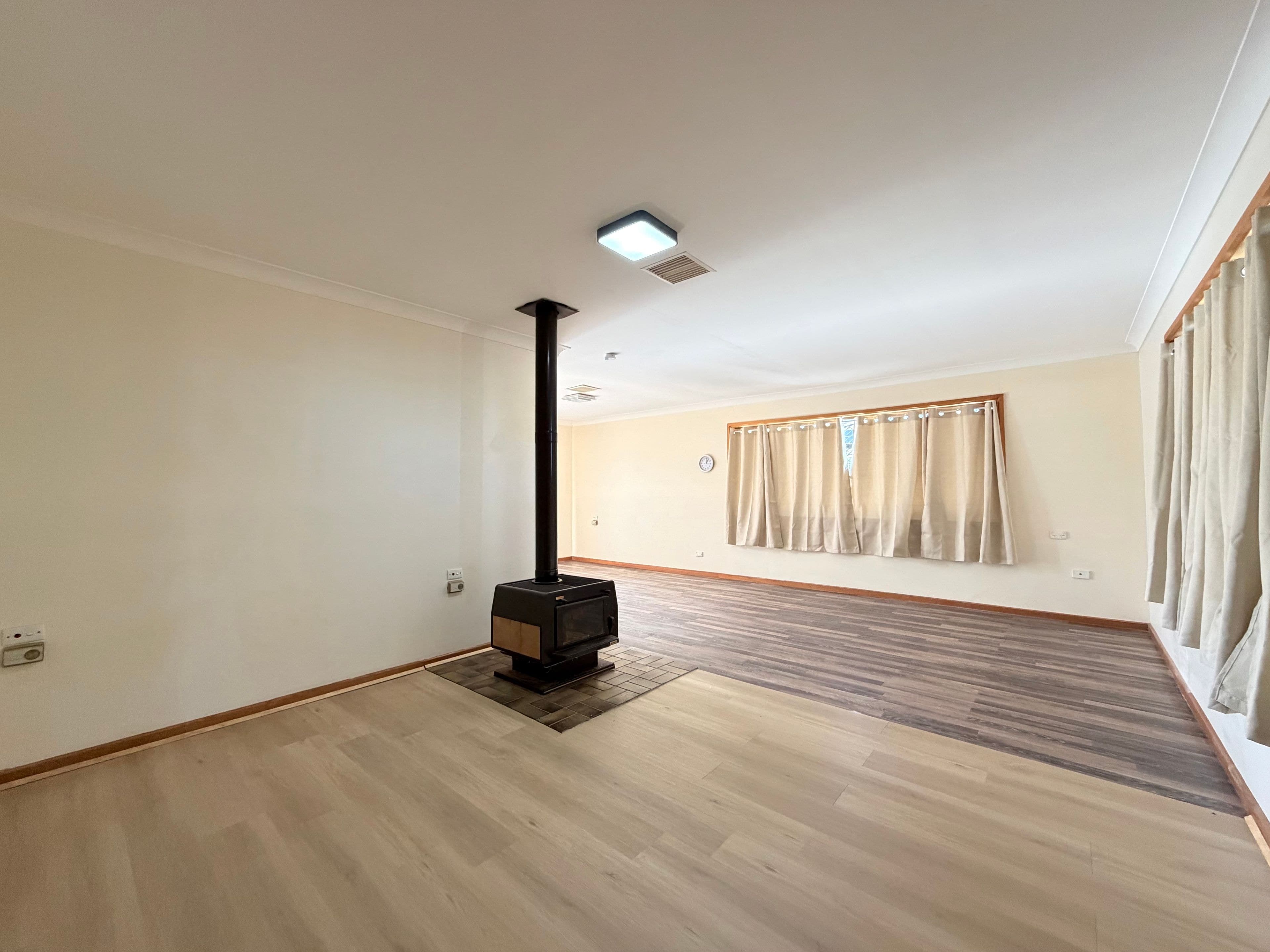 8 Hillcrest Avenue, Parkes NSW 2870, Parkes - Thumbnail 3