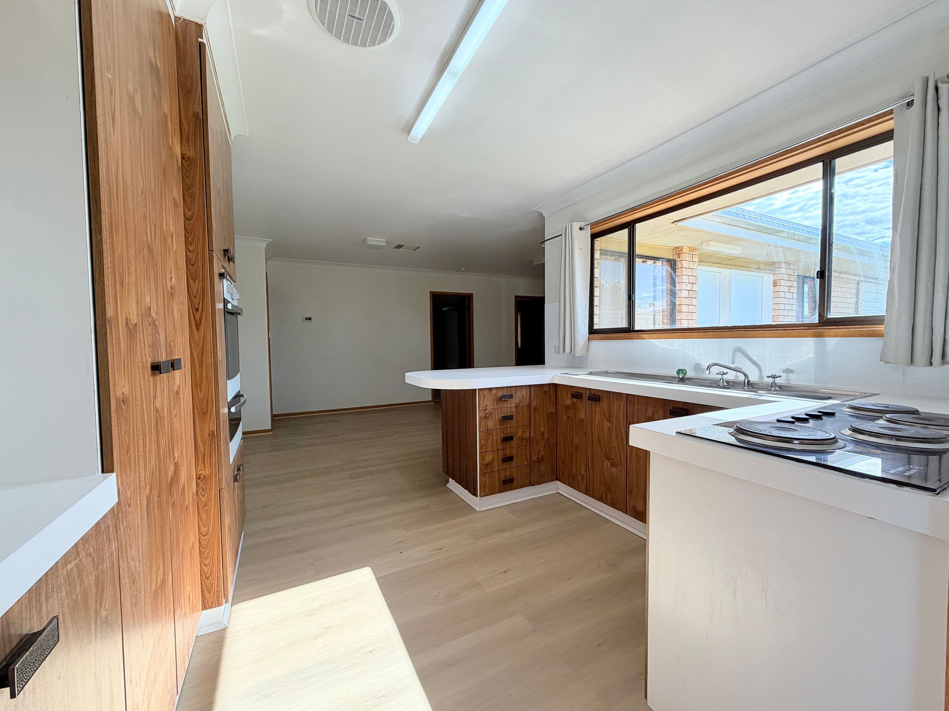 8 Hillcrest Avenue, Parkes NSW 2870, Parkes - Thumbnail 4