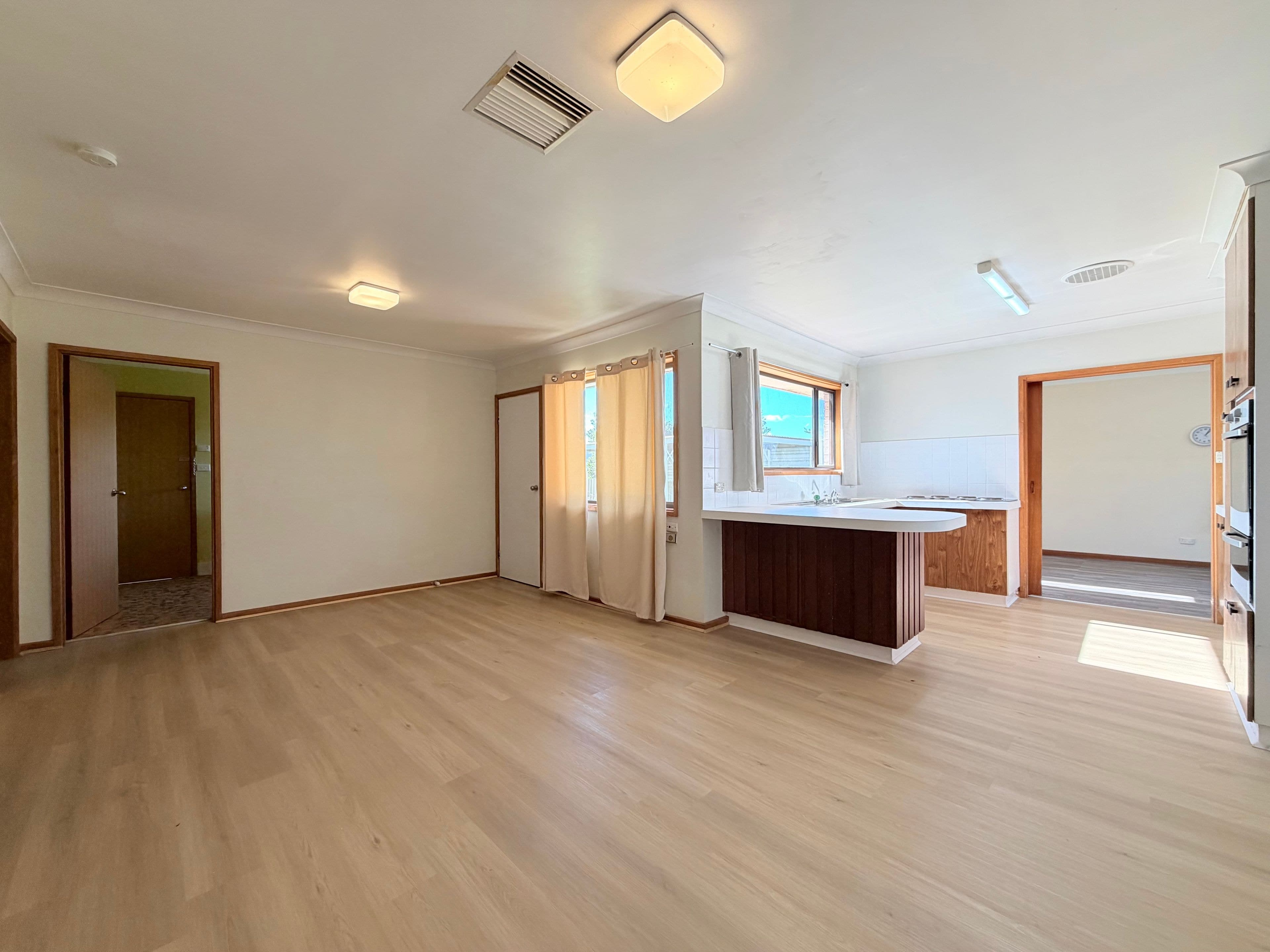8 Hillcrest Avenue, Parkes NSW 2870, Parkes - Thumbnail 6