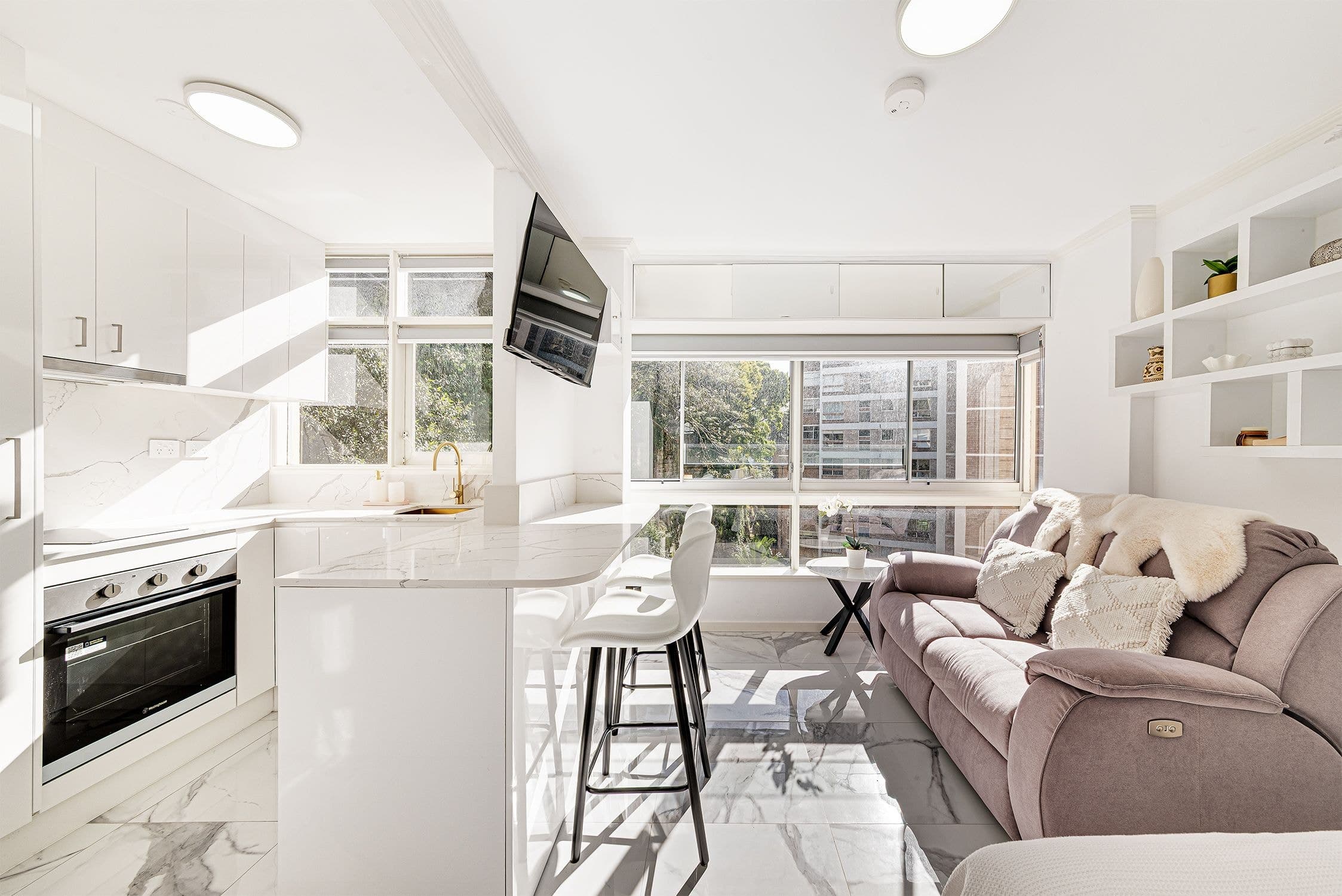 42/51 Roslyn Gardens, Elizabeth Bay NSW 2011, Elizabeth Bay - Image 1