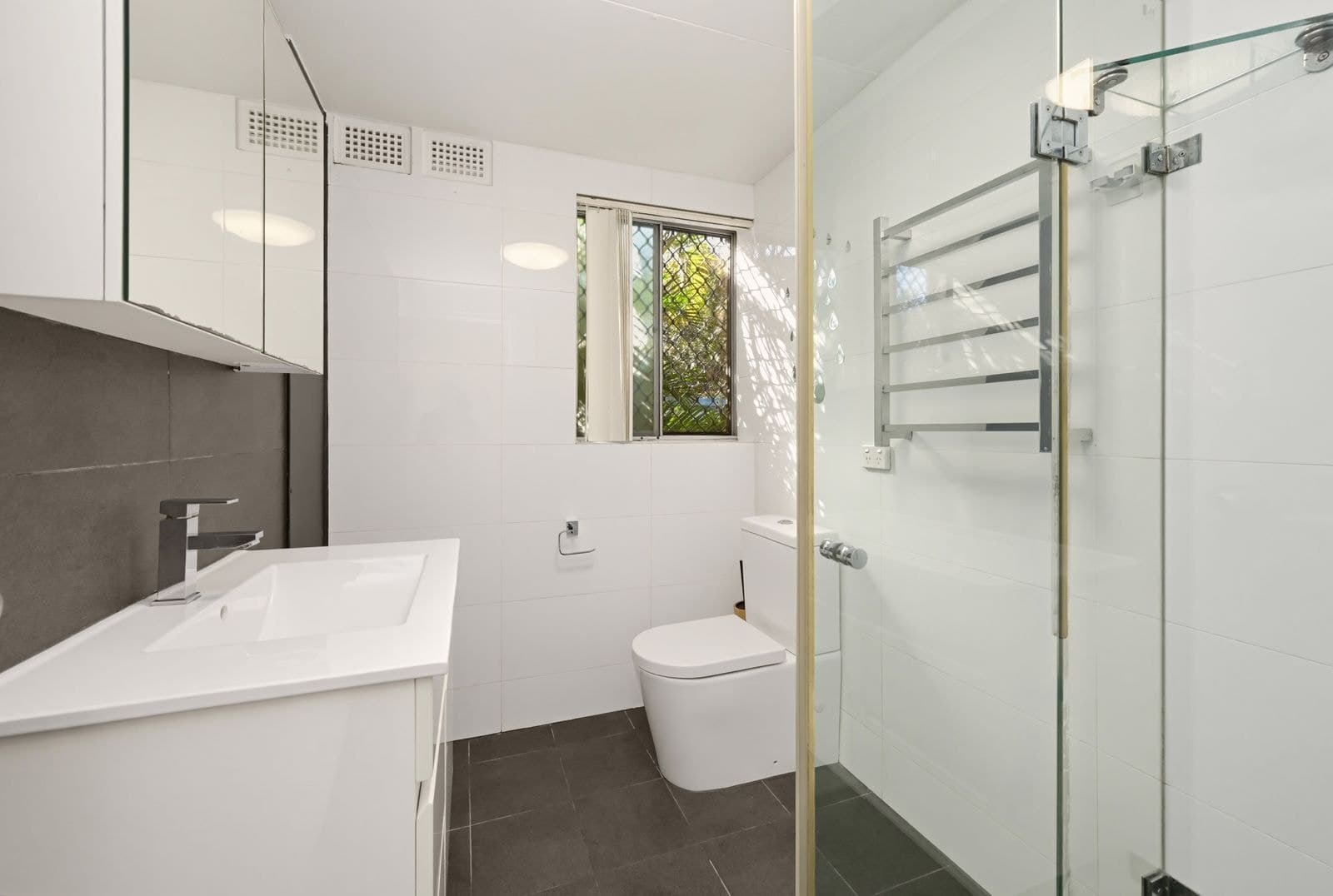 2/32 Brittain Crescent, Hillsdale NSW 2036, Hillsdale - Thumbnail 3
