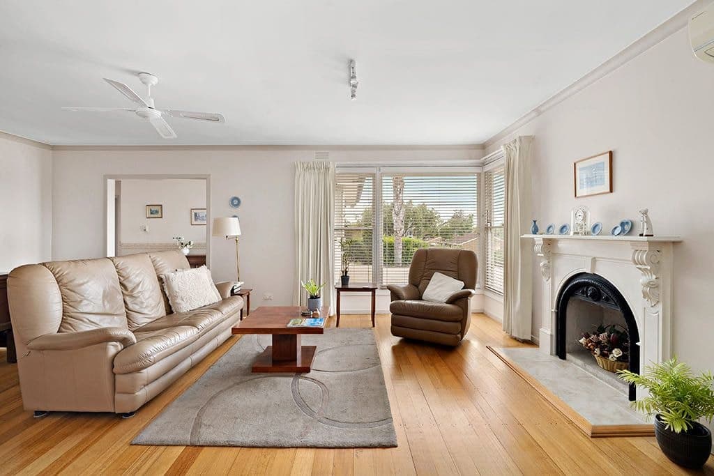 36 Hillcrest Road, Frankston VIC 3199, Frankston - Thumbnail 2