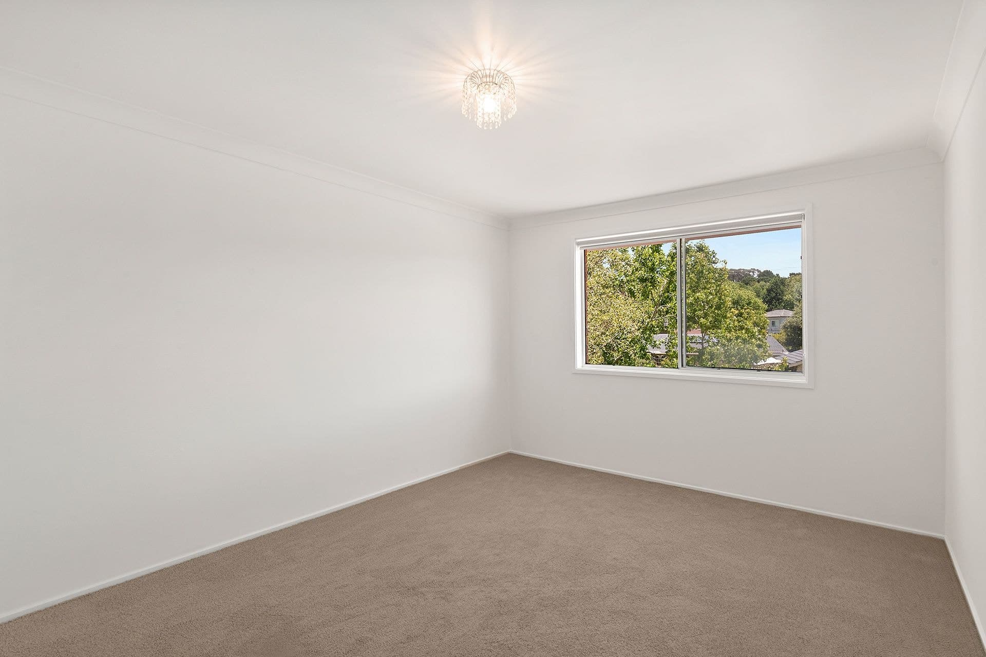4 Paul Crescent, Moss Vale NSW 2577, Moss Vale - Thumbnail 7
