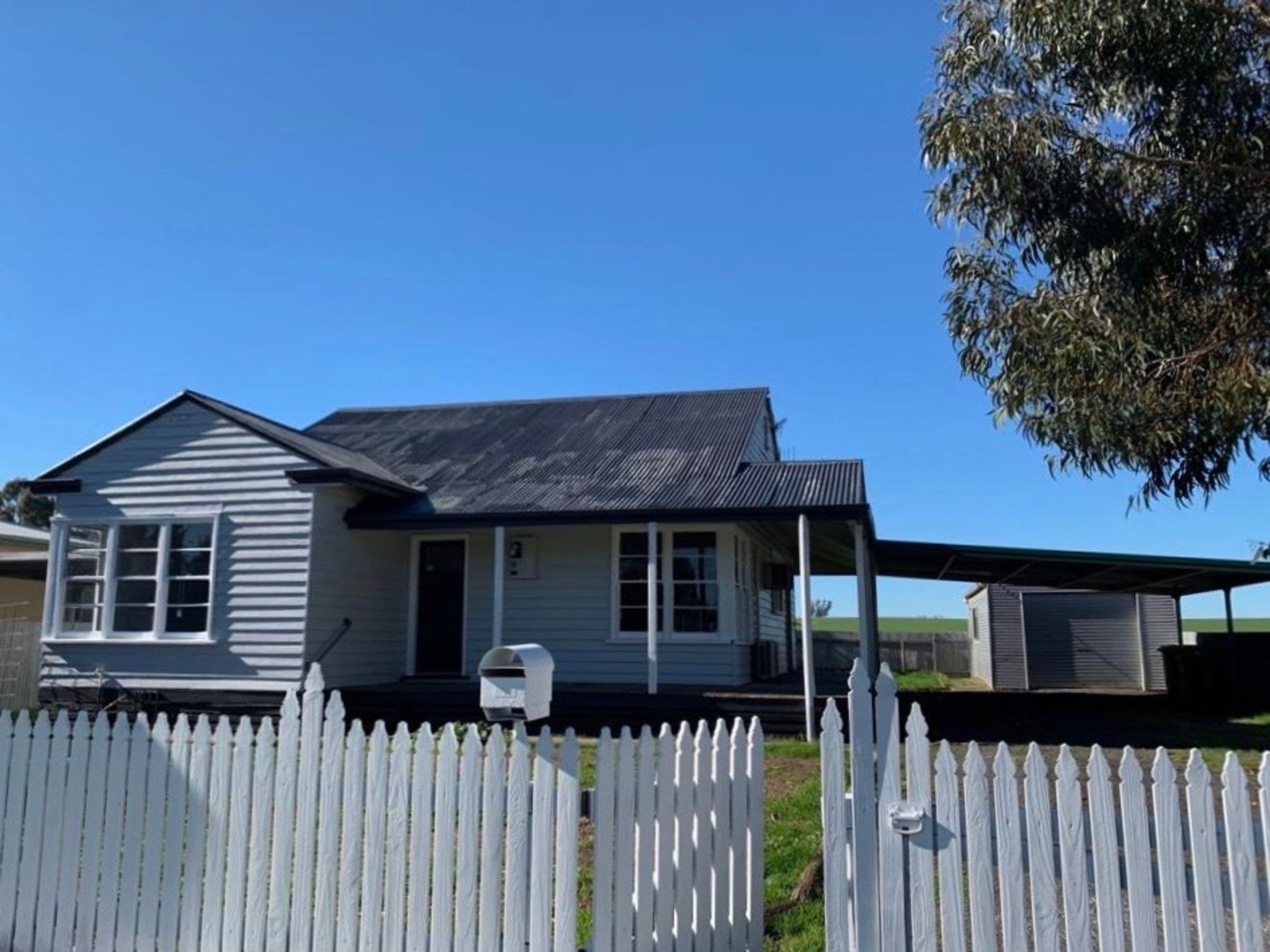 11 Glenferness Street, Nhill VIC 3418, Nhill - Image 1