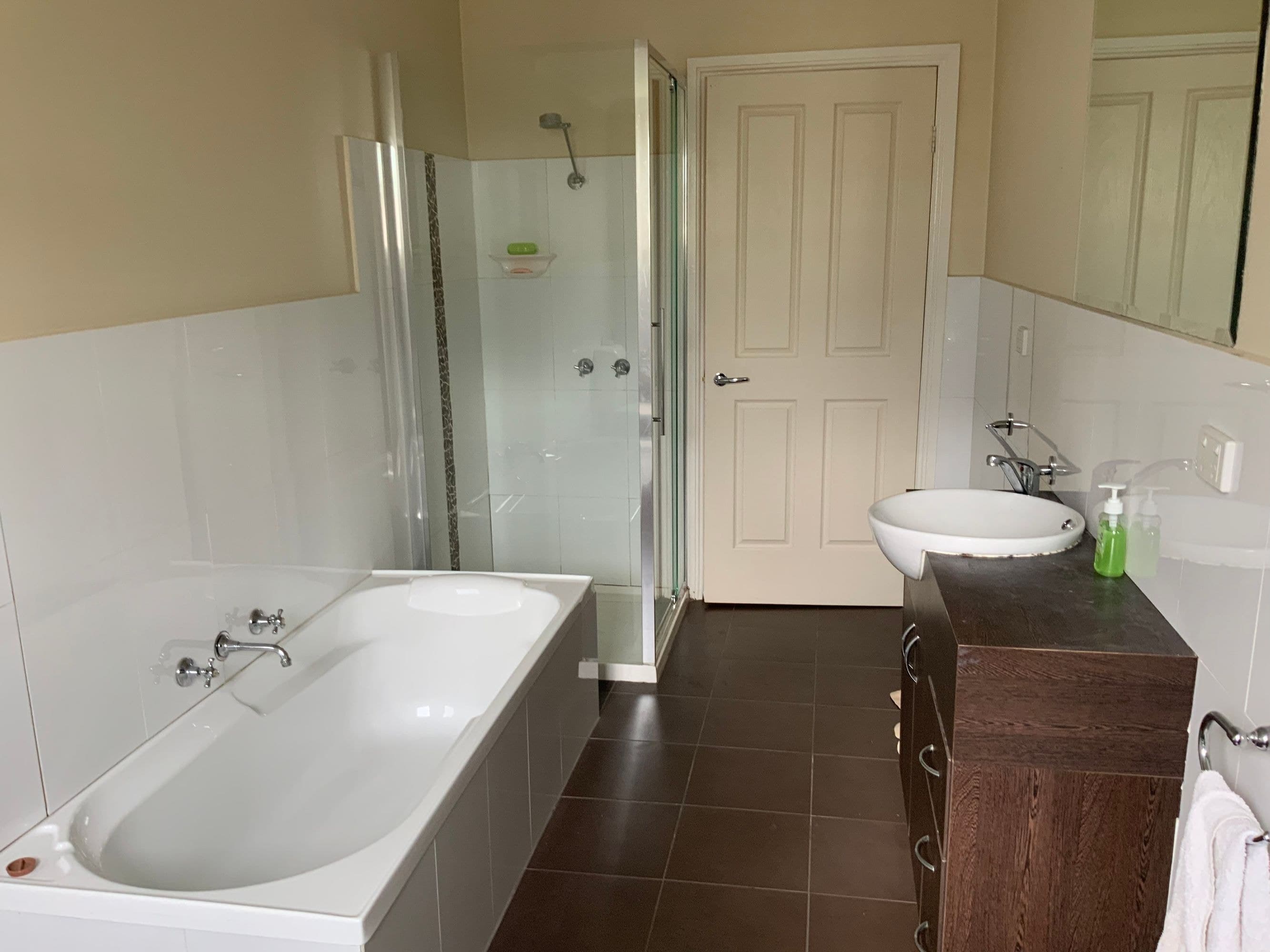 10 Davis Avenue, Nhill VIC 3418, Nhill - Thumbnail 7