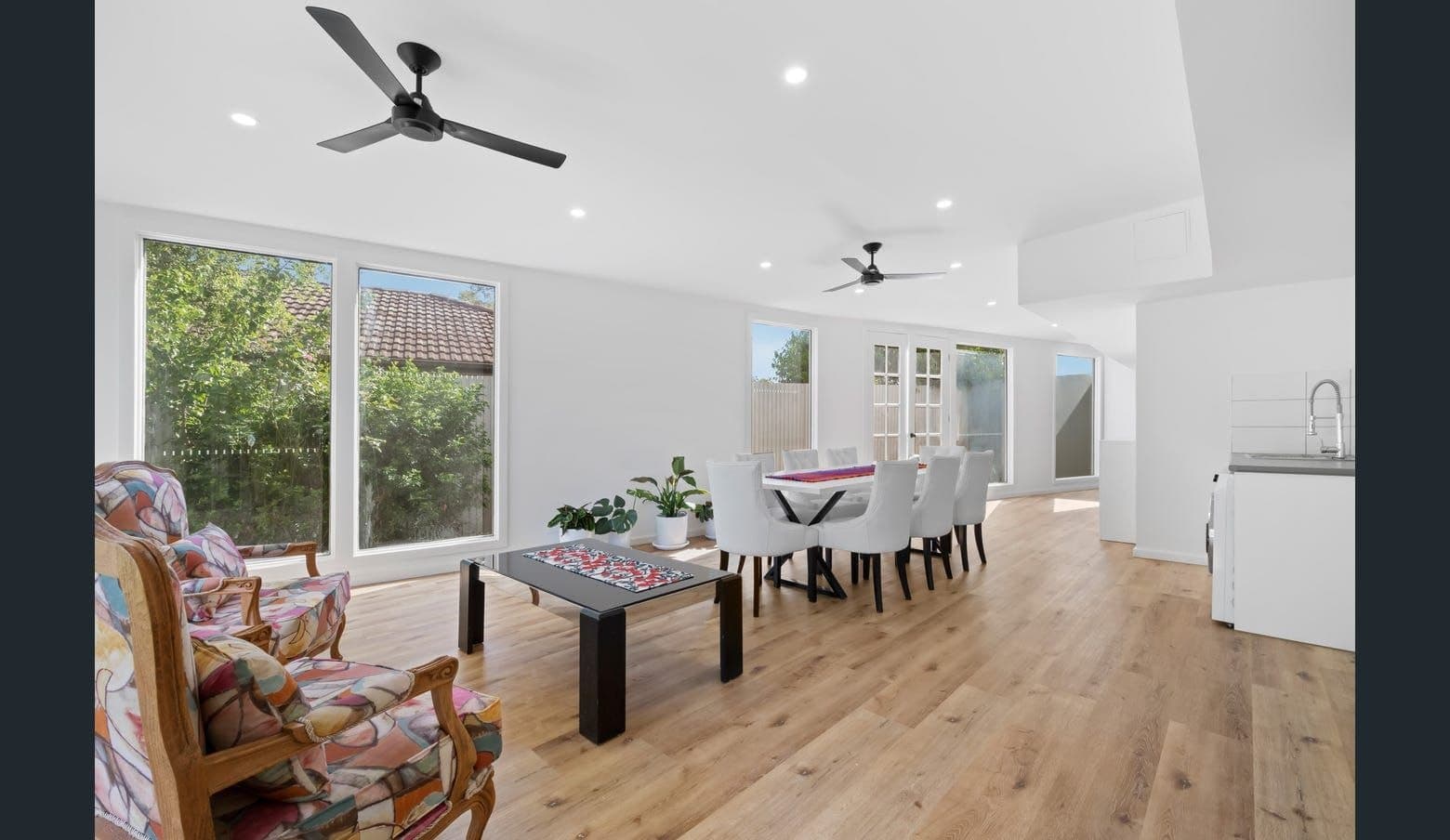19 Blamey Avenue, Mill Park VIC 3082, Mill Park - Thumbnail 3