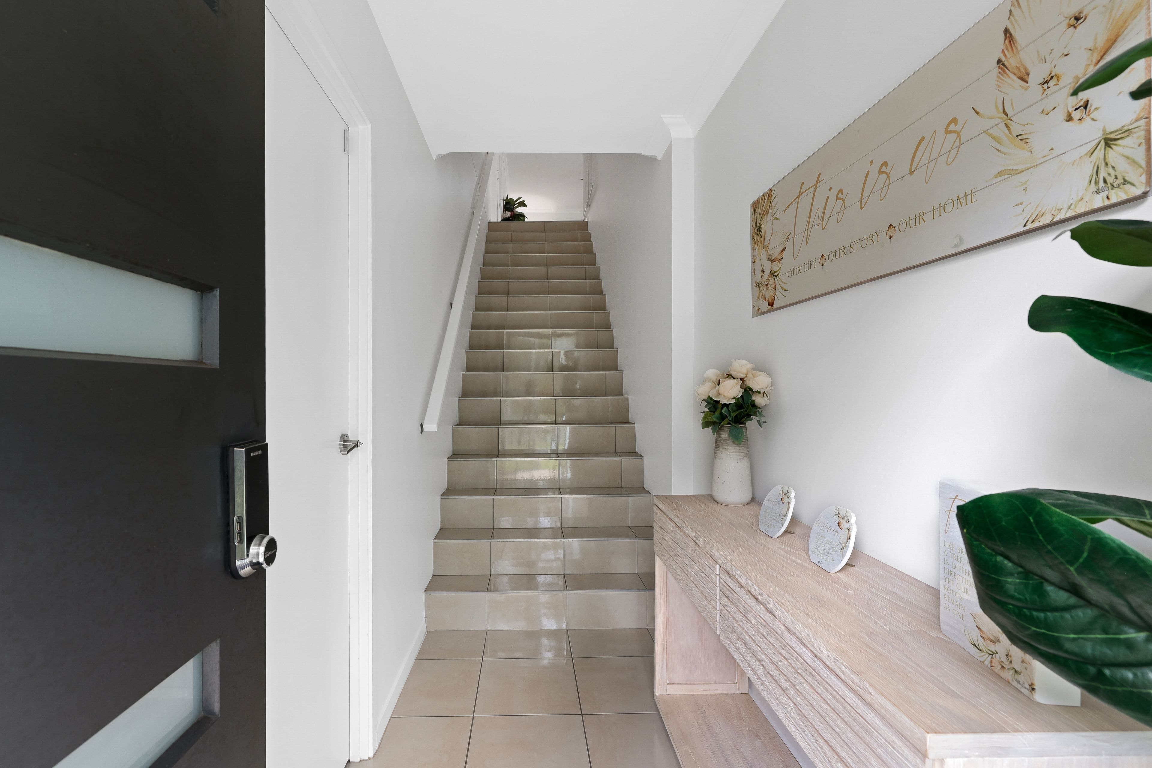 2/2 Wright Court, Upper Coomera QLD 4209, Upper Coomera - Thumbnail 6