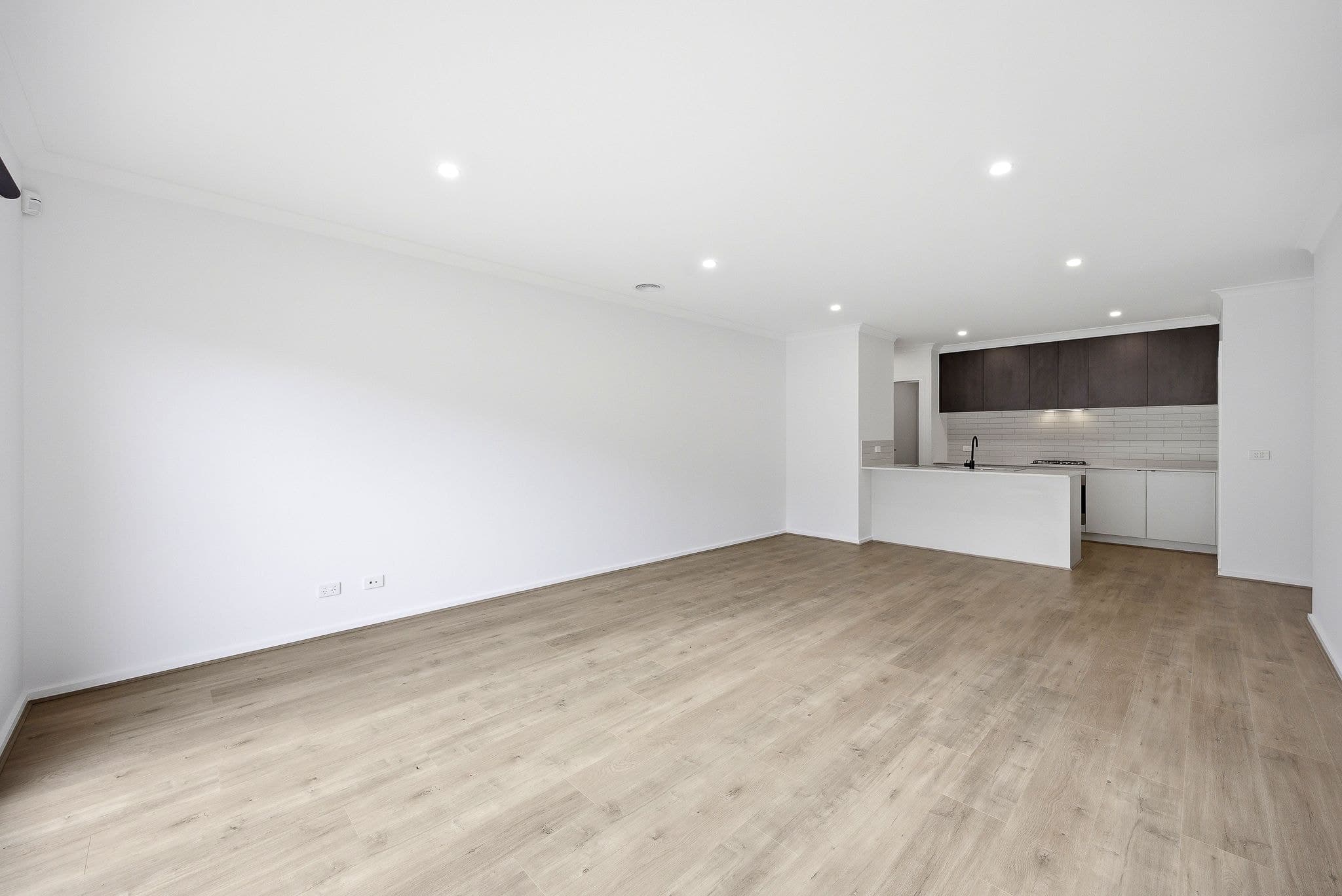 7 Granite Court, Cranbourne East VIC 3977, Cranbourne East - Thumbnail 5