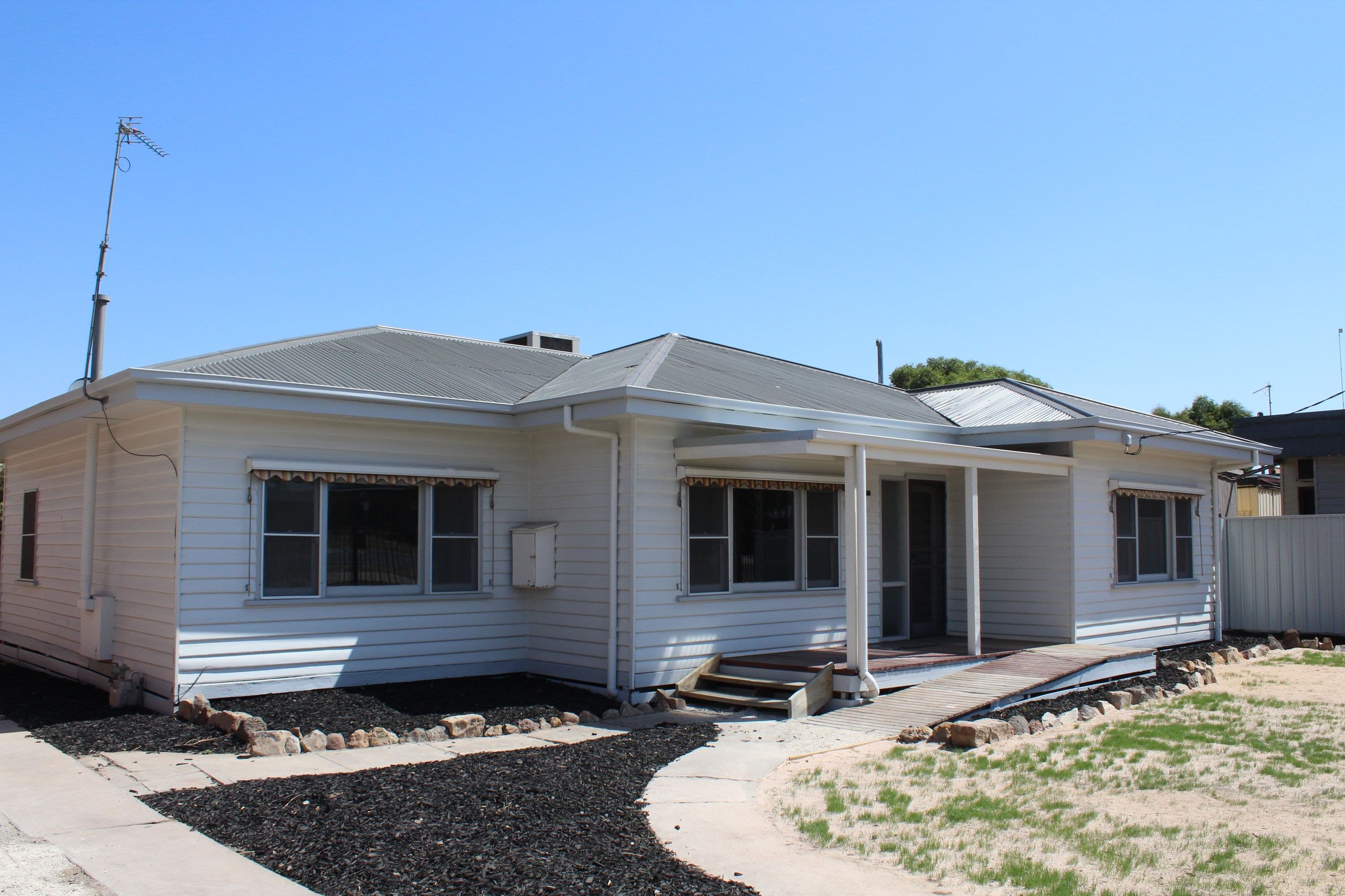 3 Dimboola Road, Horsham VIC 3400, Horsham - Image 1