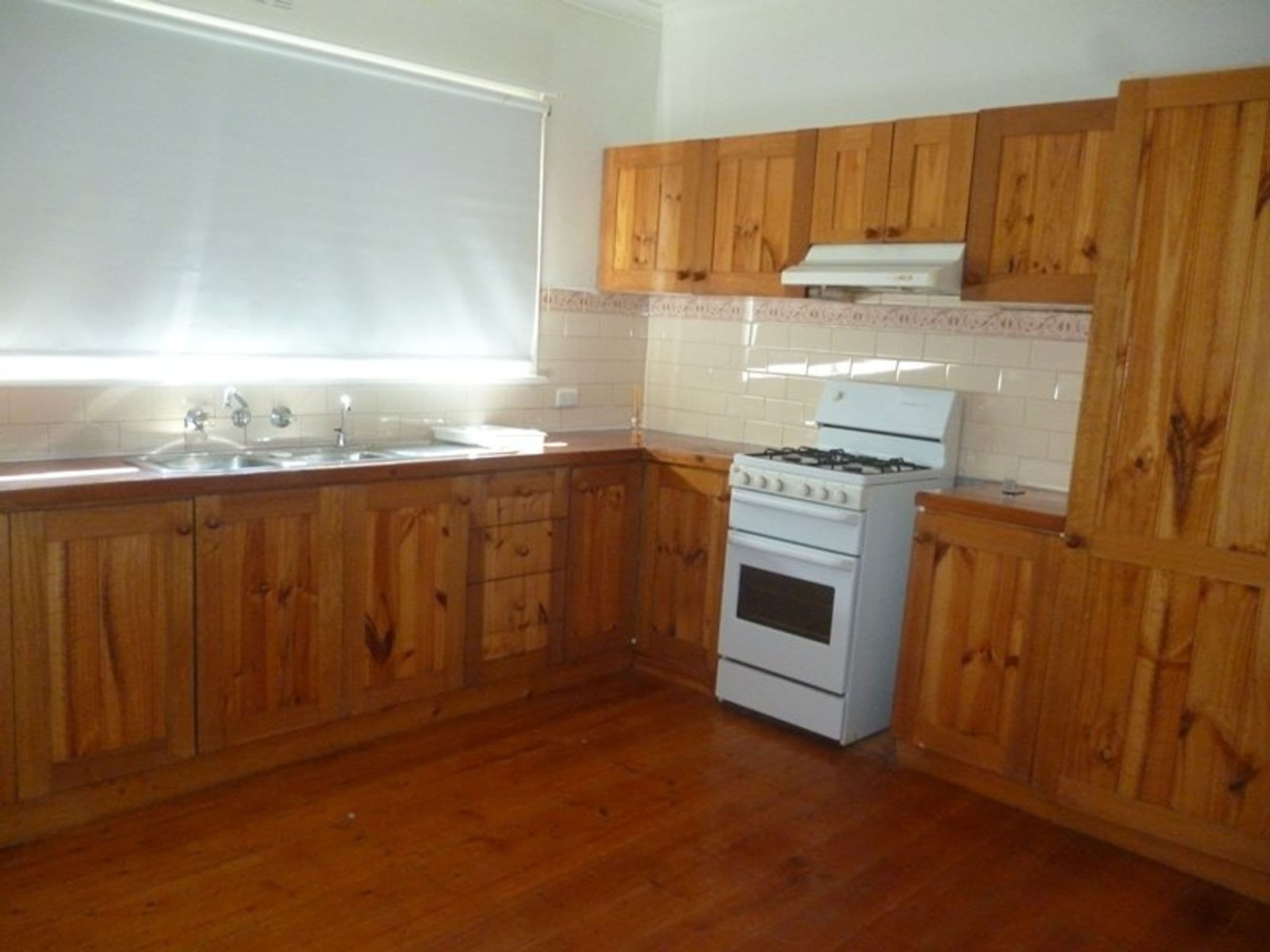 68 Williams Road, Horsham VIC 3400, Horsham - Thumbnail 2